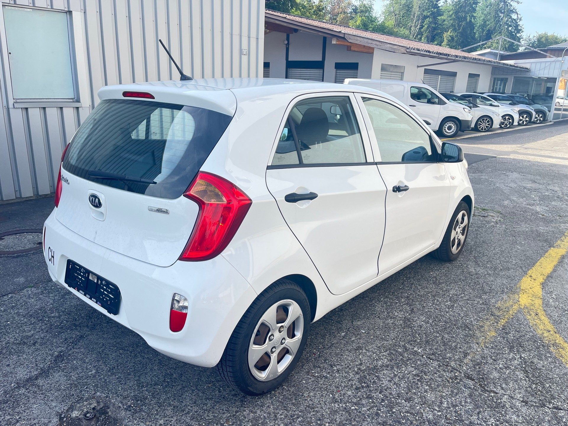 KIA Picanto 1.0 CVVT Style-image-3