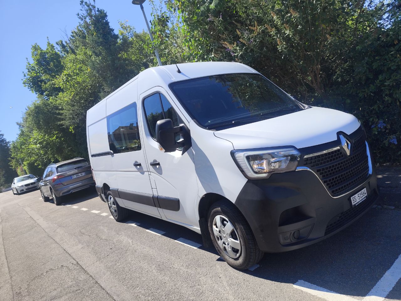 RENAULT Master 3 DCI 180-image-0