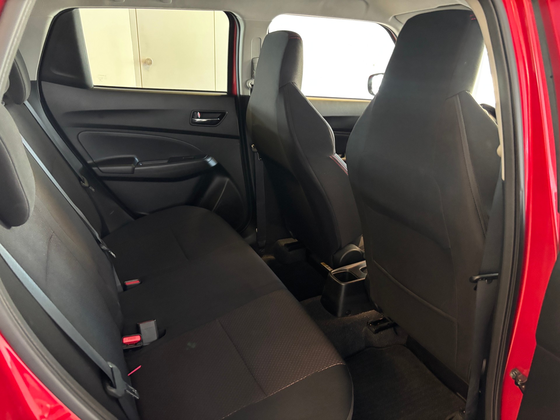 SUZUKI Swift Sport 1.4i 16V Compact Top Hybrid-image-14