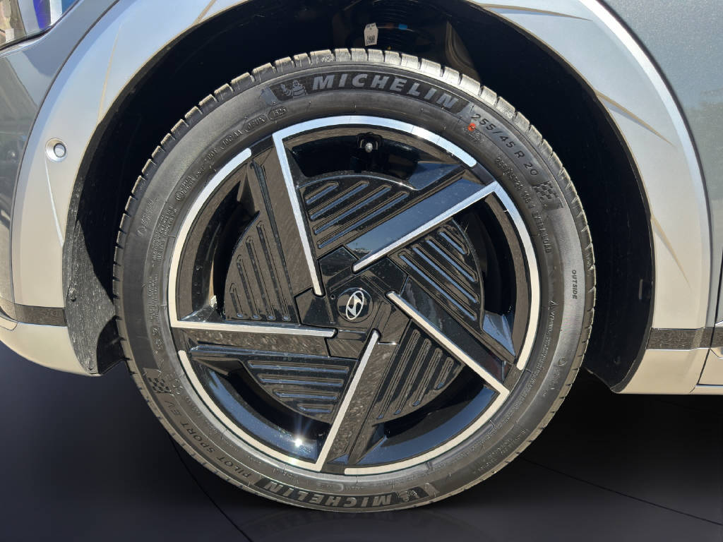 HYUNDAI IONIQ 5 Vertex 84 KWH 4WD-image-8