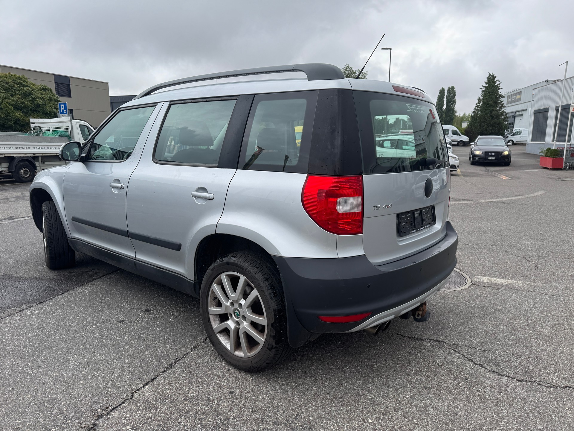 SKODA Yeti 1.8 TSI Active 4x4-image-4