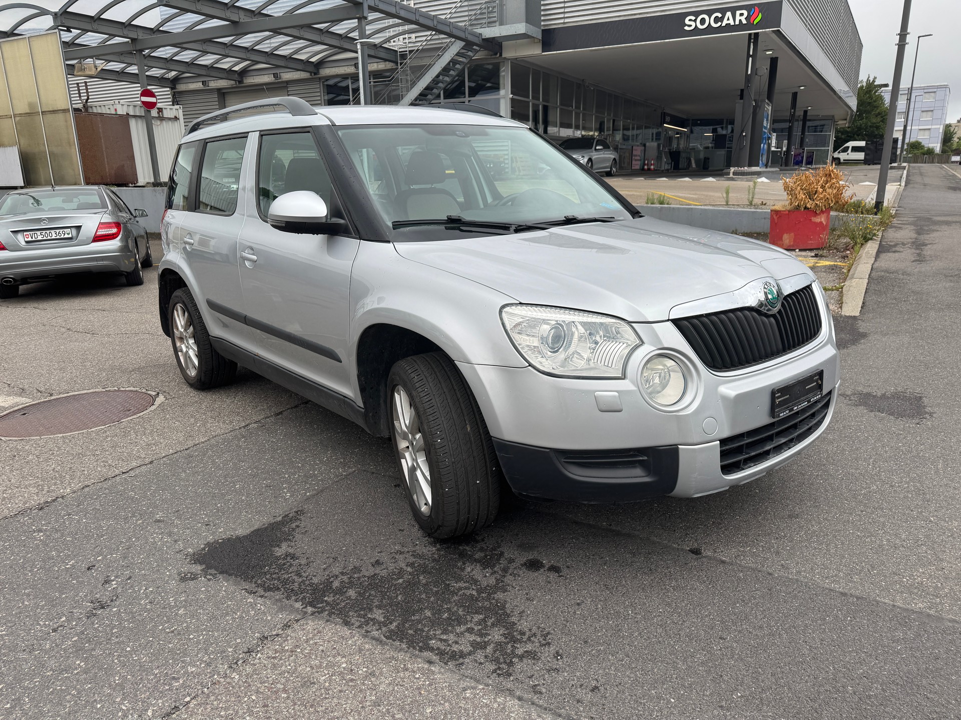 SKODA Yeti 1.8 TSI Active 4x4-image-0
