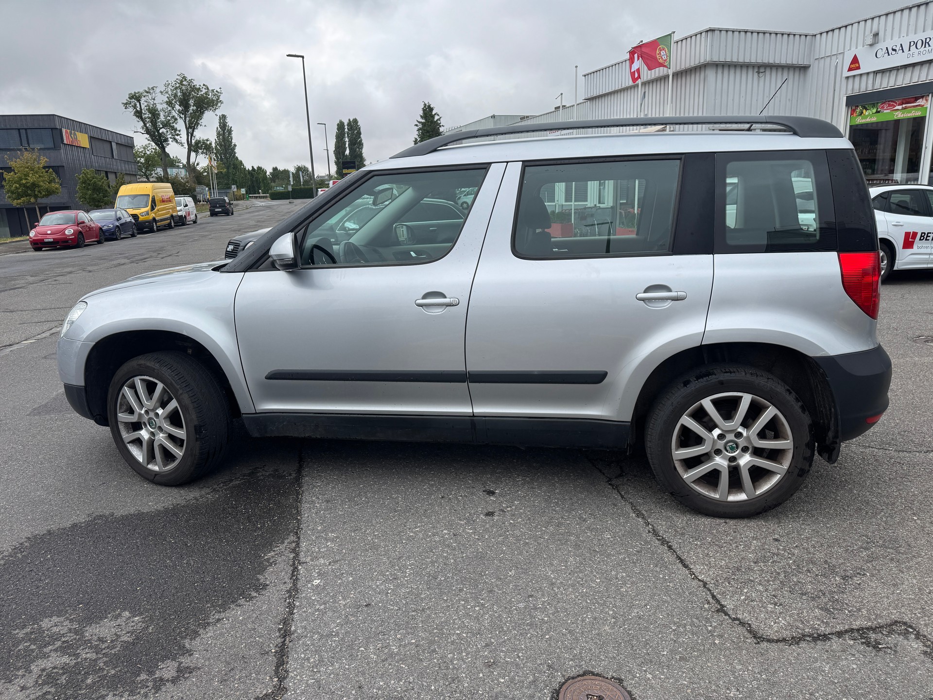 SKODA Yeti 1.8 TSI Active 4x4-image-3