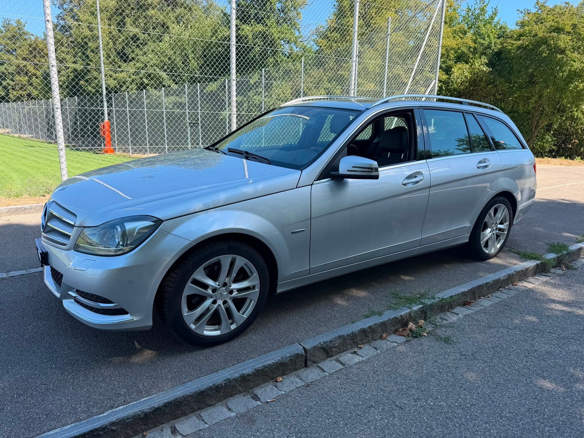 MERCEDES-BENZ C 200 Avantgarde 7G-Tronic-image-2