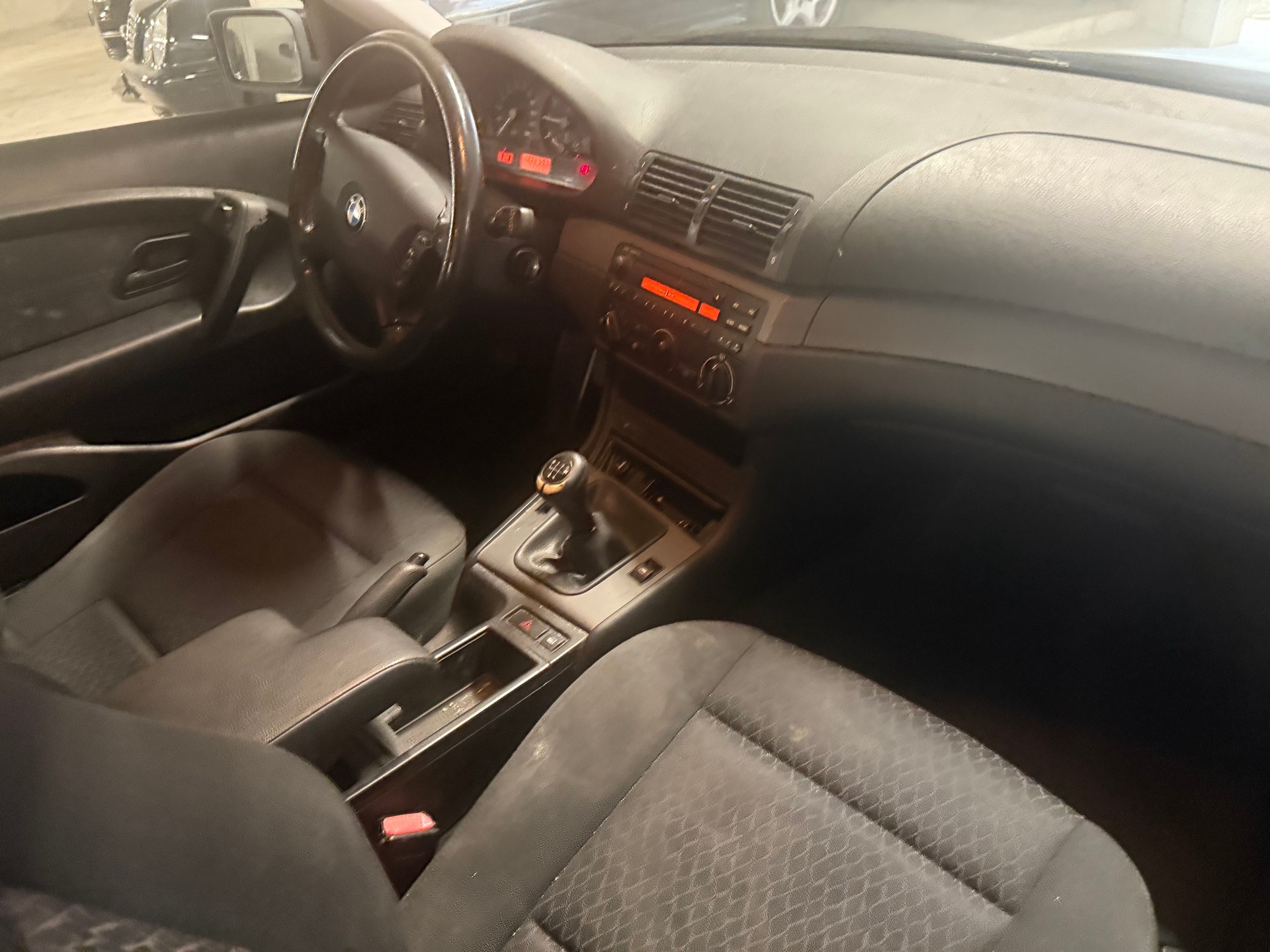 BMW 316 ti Compact-image-8