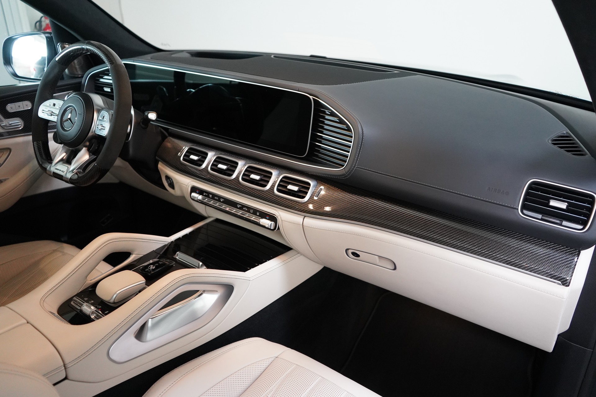MERCEDES-BENZ GLE 63 S AMG 4Matic+ 9G-Speedshift-image-6