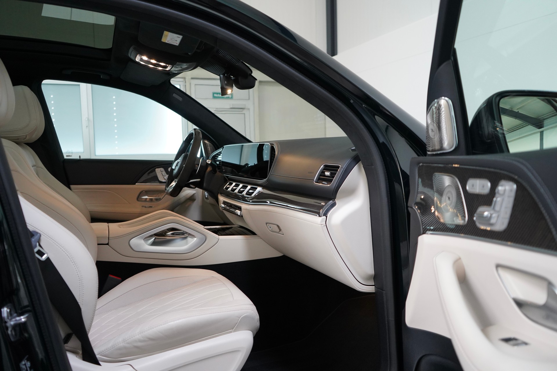 MERCEDES-BENZ GLE 63 S AMG 4Matic+ 9G-Speedshift-image-5
