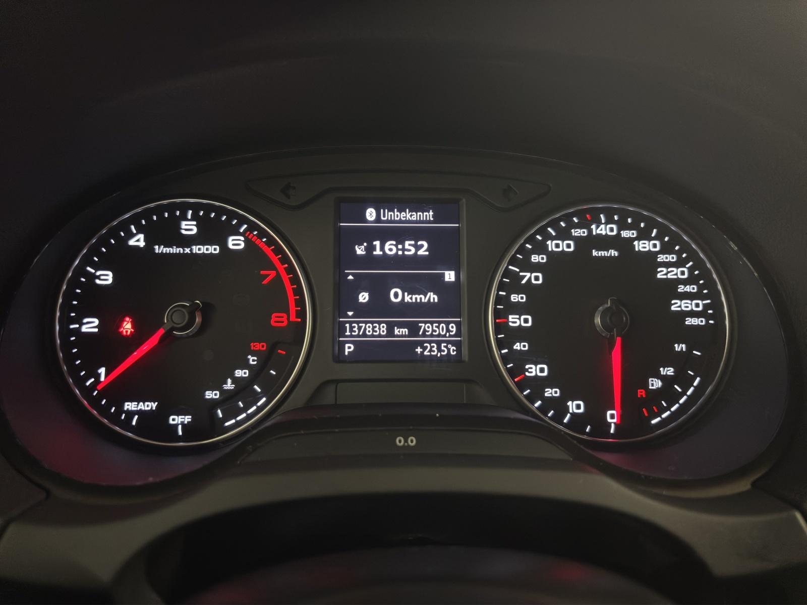 AUDI A3 Sportback 2.0 40 TFSI Sport qu. S-Tronic-image-12