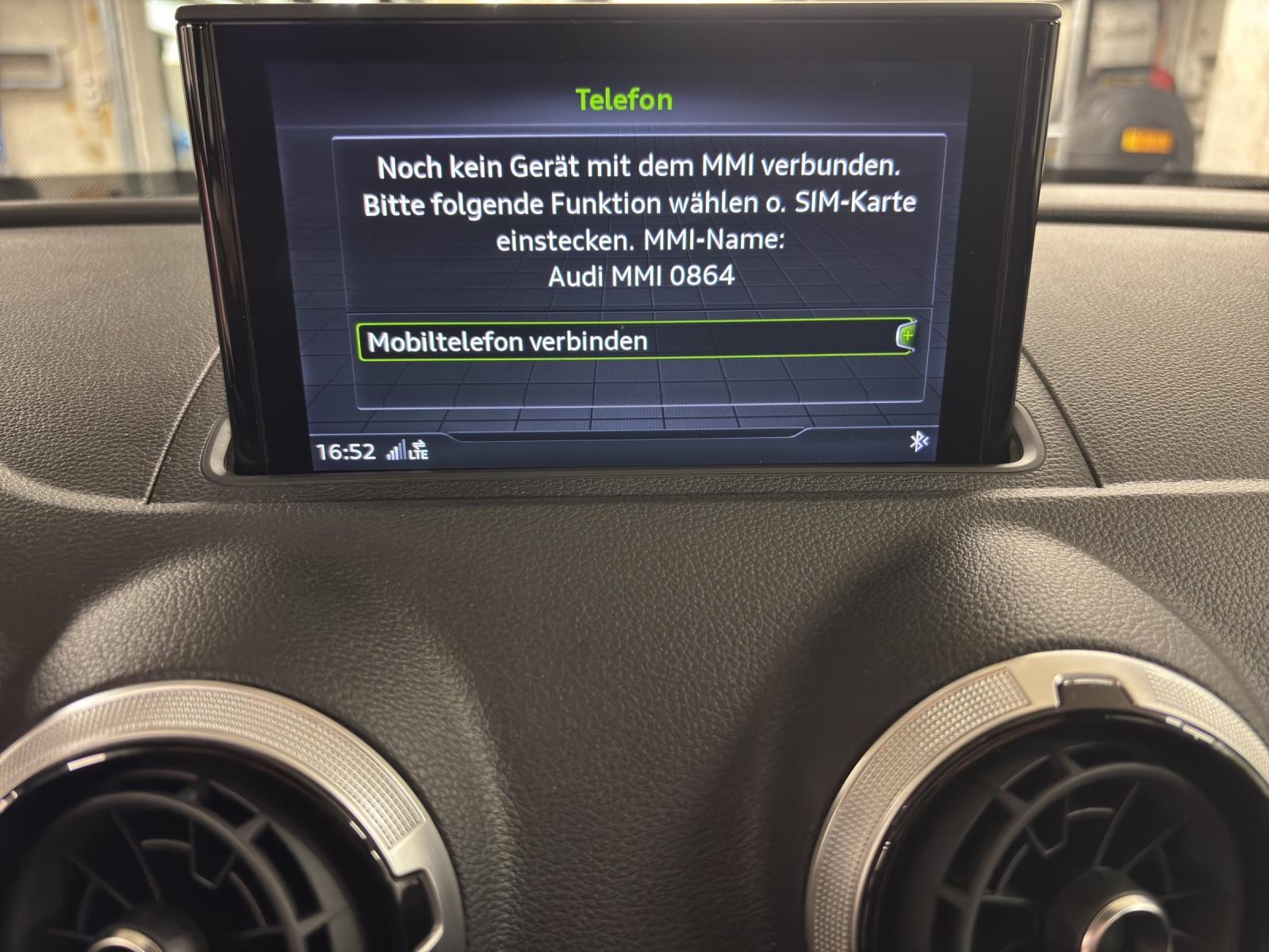 AUDI A3 Sportback 2.0 40 TFSI Sport qu. S-Tronic-image-11