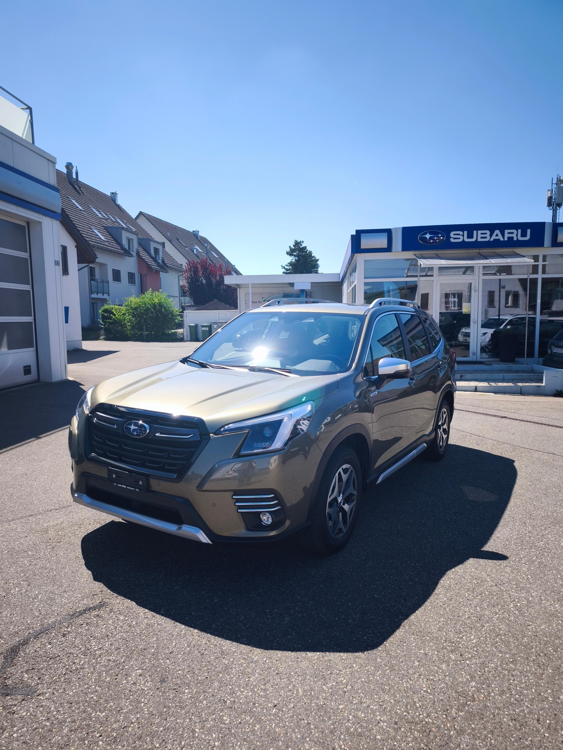SUBARU Forester Station 2.0i e-Boxer Swiss Plus-image-2