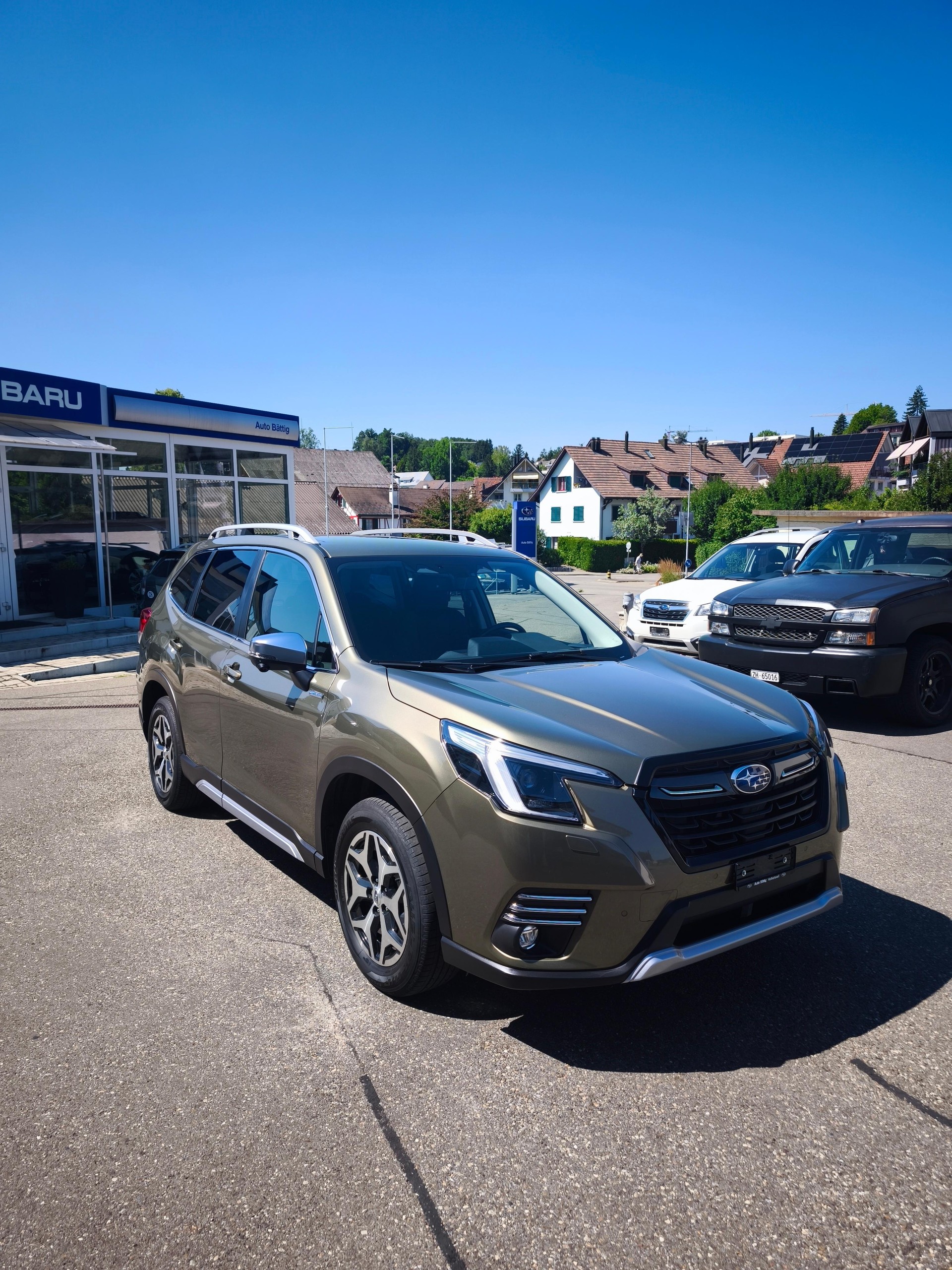 SUBARU Forester Station 2.0i e-Boxer Swiss Plus-image-1