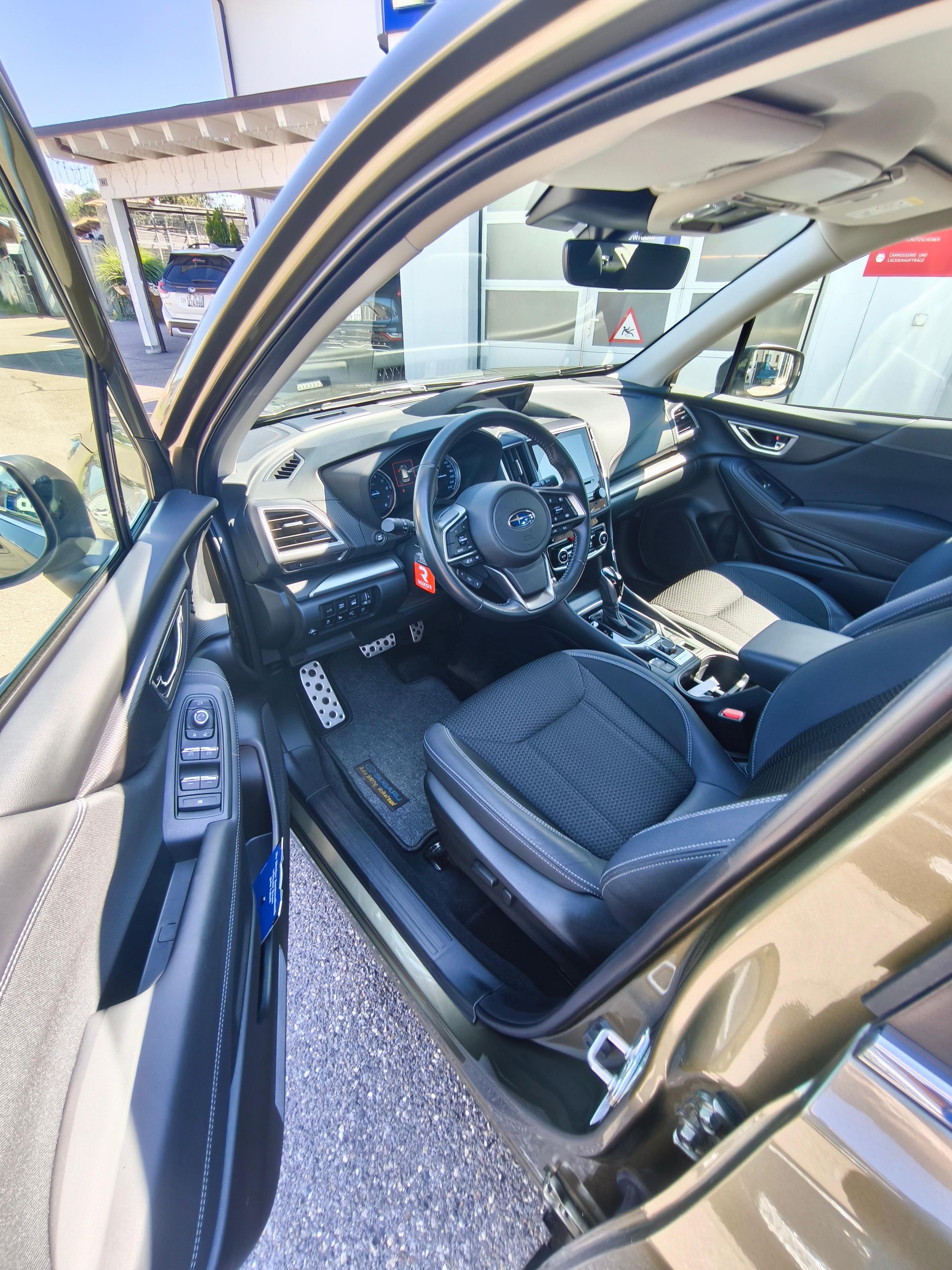 SUBARU Forester Station 2.0i e-Boxer Swiss Plus-image-6