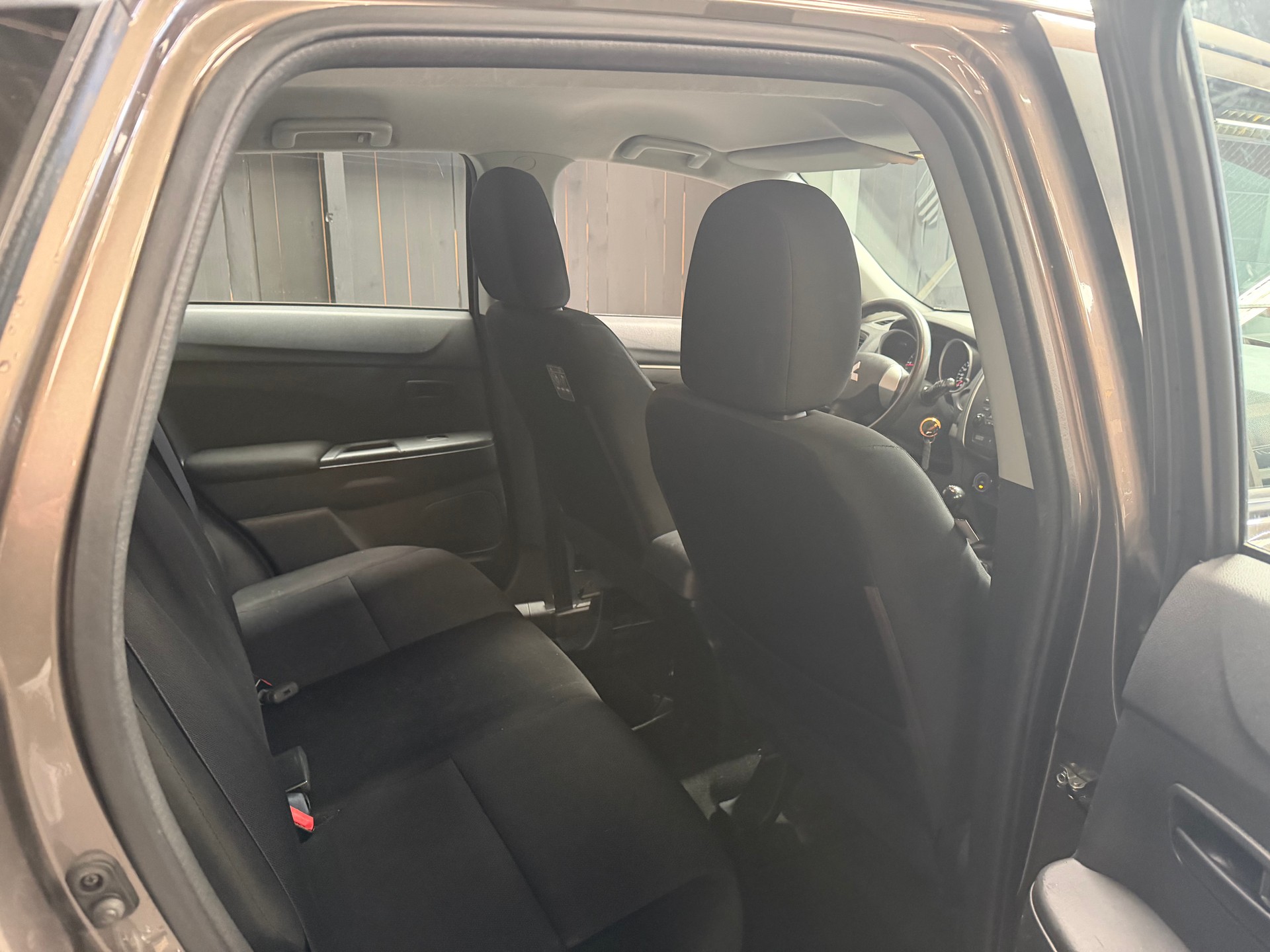 MITSUBISHI ASX 1.8 DID Super Jubilé 2WD-image-10