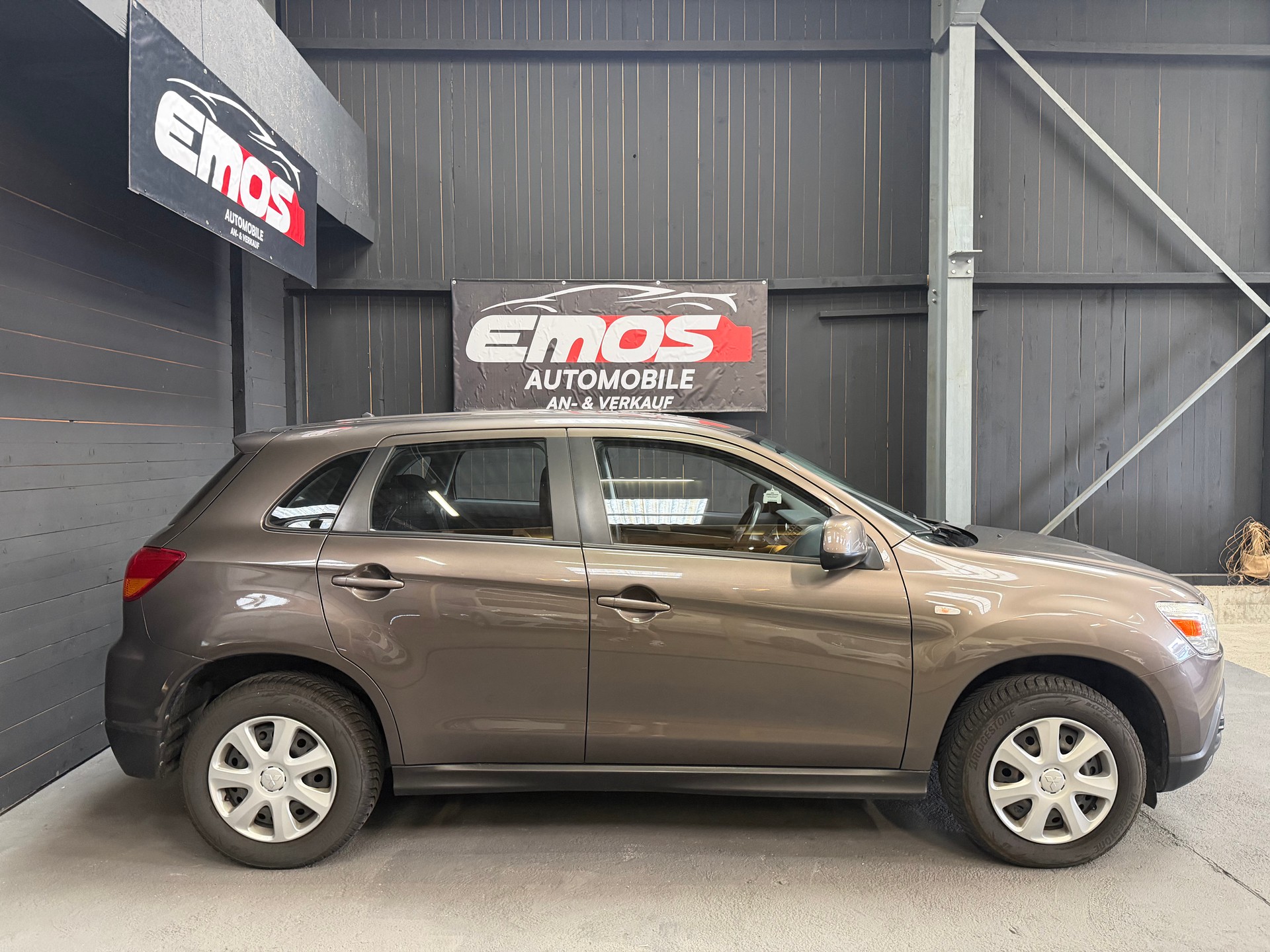 MITSUBISHI ASX 1.8 DID Super Jubilé 2WD-image-3