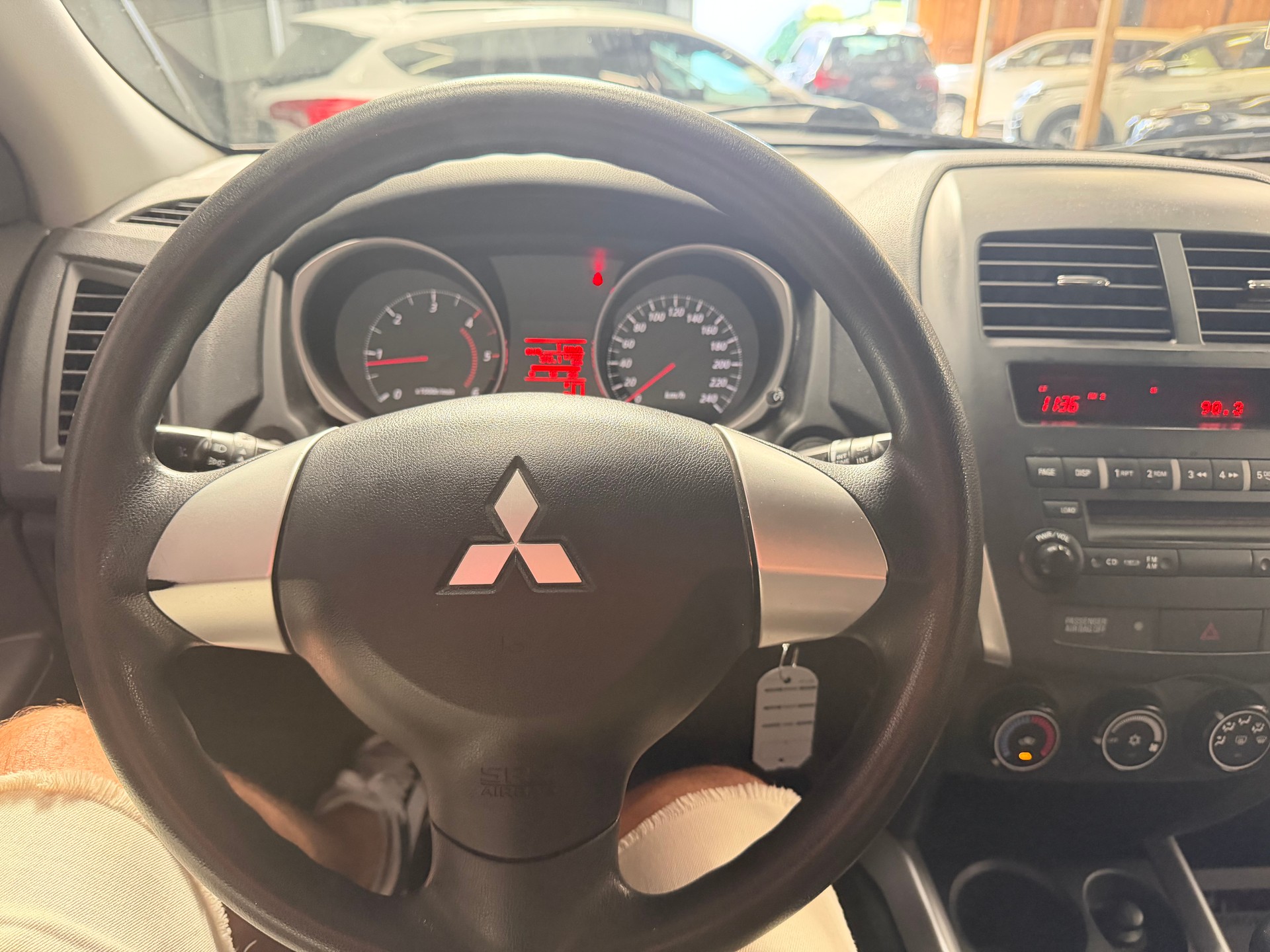 MITSUBISHI ASX 1.8 DID Super Jubilé 2WD-image-13