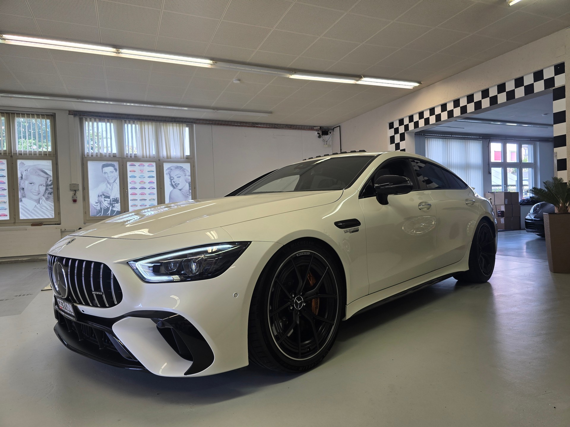 MERCEDES-BENZ AMG GT 4 63 S 4Matic+ E Performance MCT-image-2