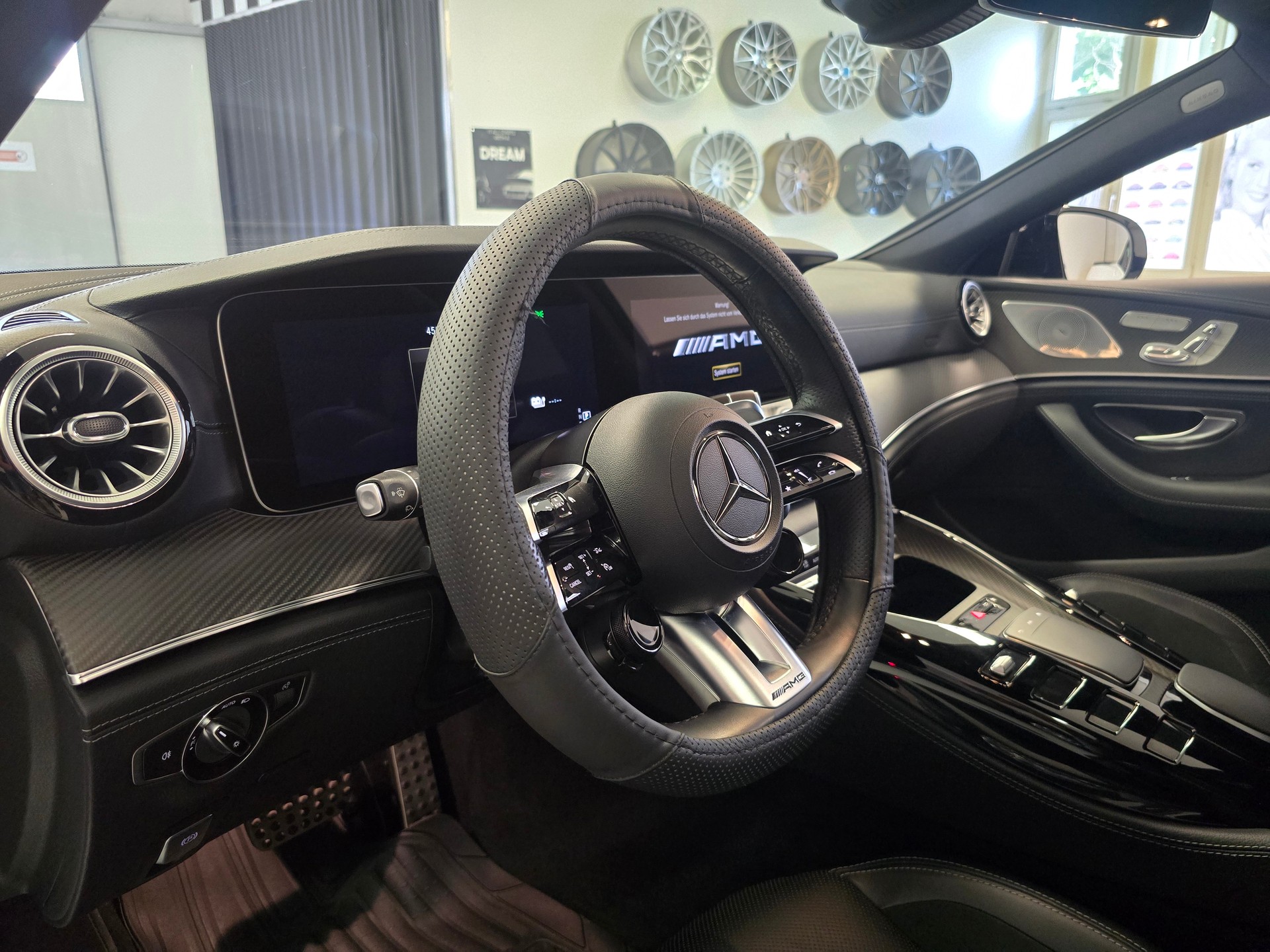 MERCEDES-BENZ AMG GT 4 63 S 4Matic+ E Performance MCT-image-14