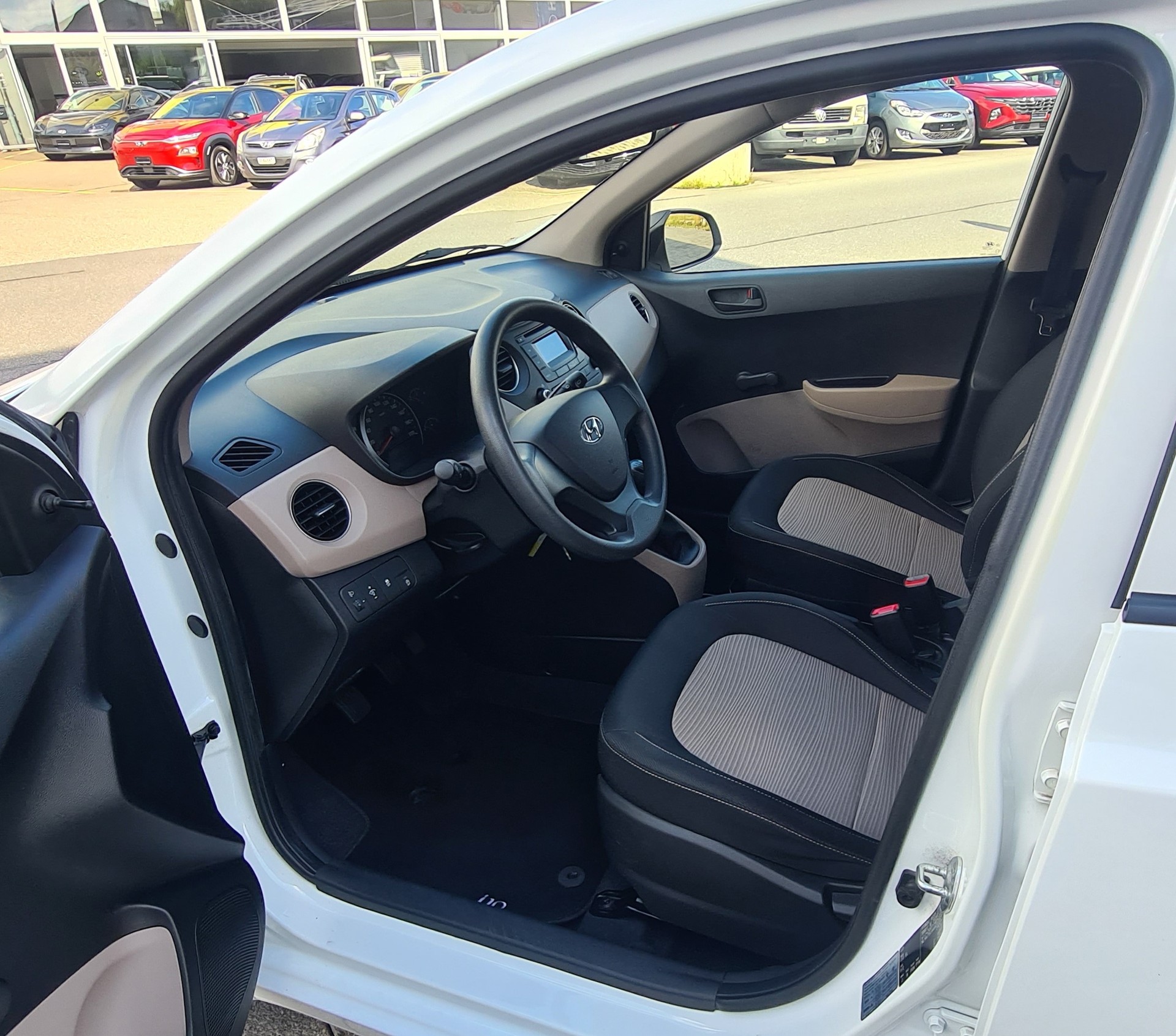 HYUNDAI i10 1.0 Origo-image-9