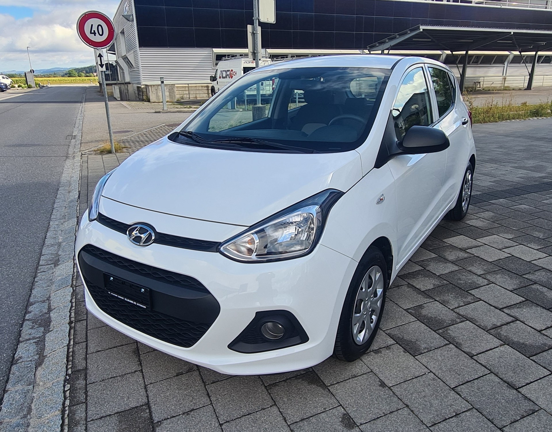 HYUNDAI i10 1.0 Origo-image-8