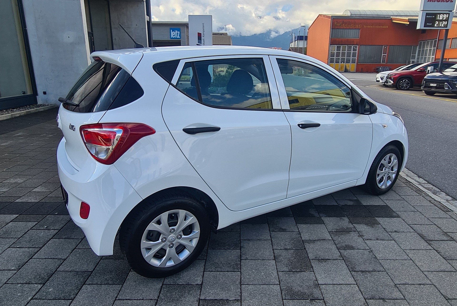 HYUNDAI i10 1.0 Origo-image-3