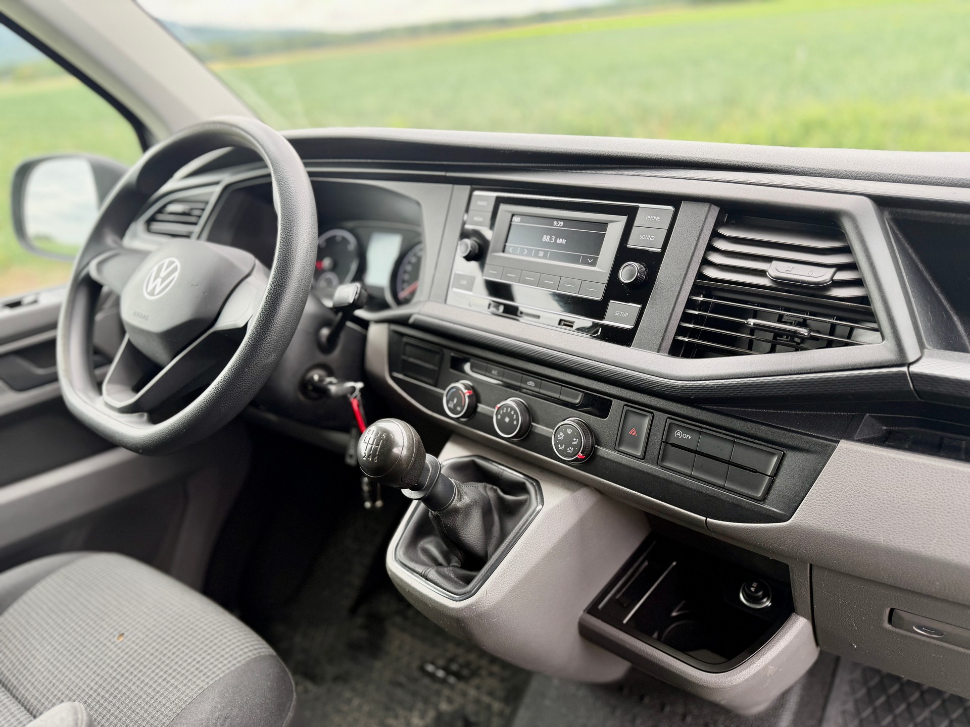 VW T6.1 2.0 TDI 4Motion-image-11