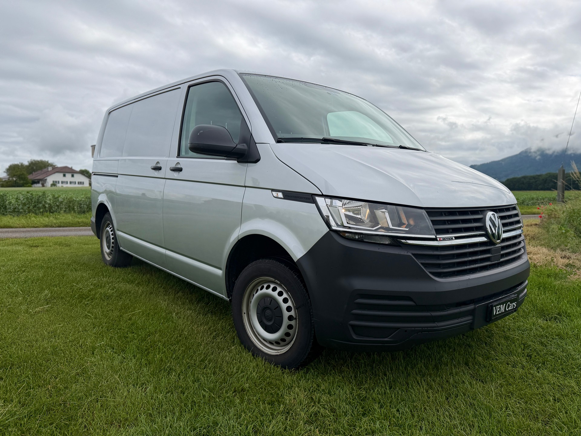 VW T6.1 2.0 TDI 4Motion-image-1