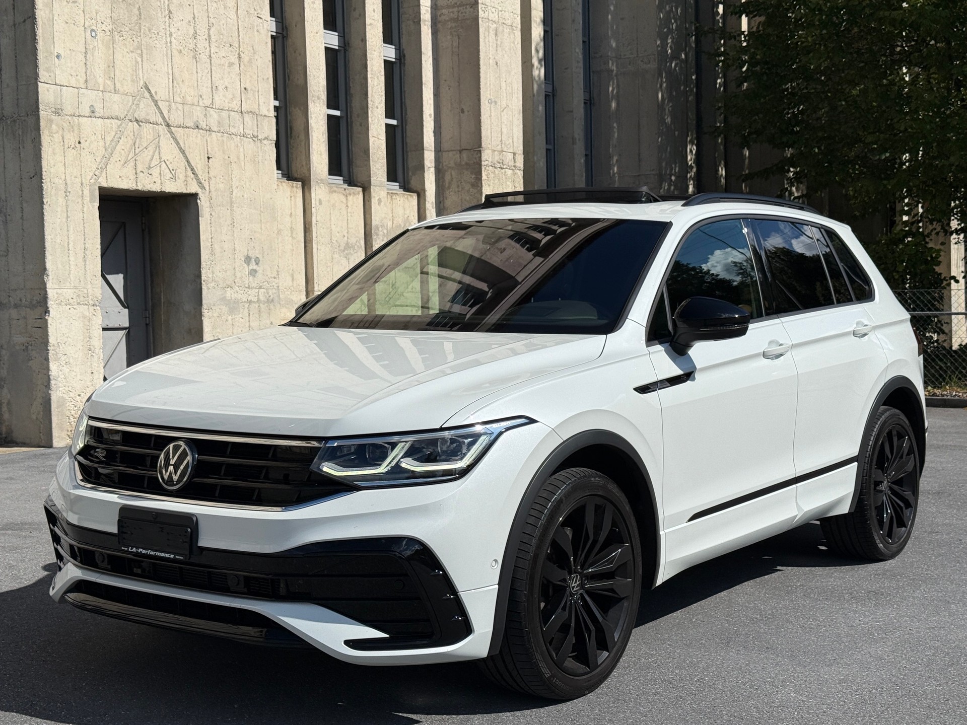 VW Tiguan 2.0 TDI SCR R-Line 4Motion DSG