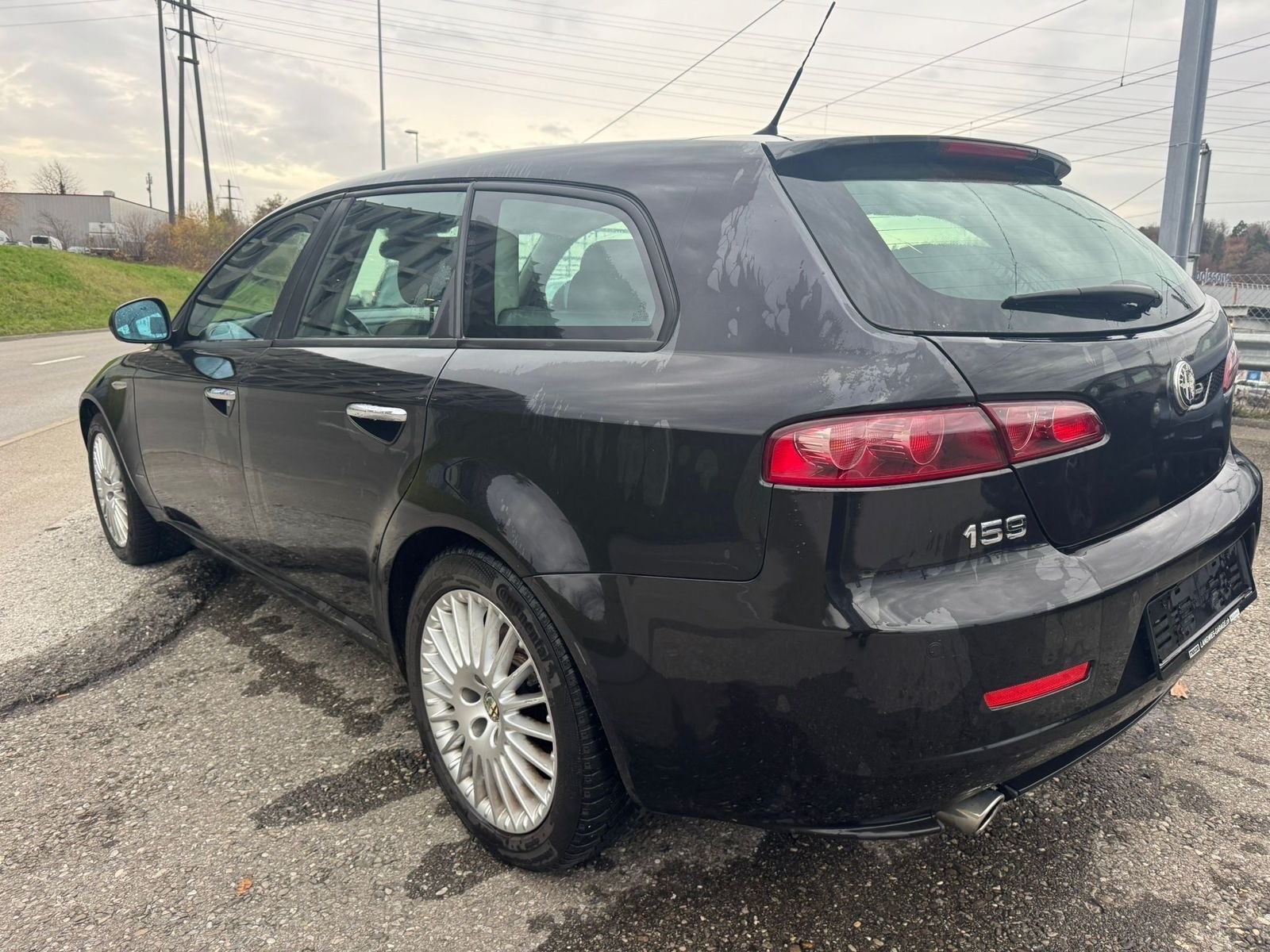 ALFA ROMEO 159 Sportwagon 2.4 JTD Distinctive Q-Tronic-image-4