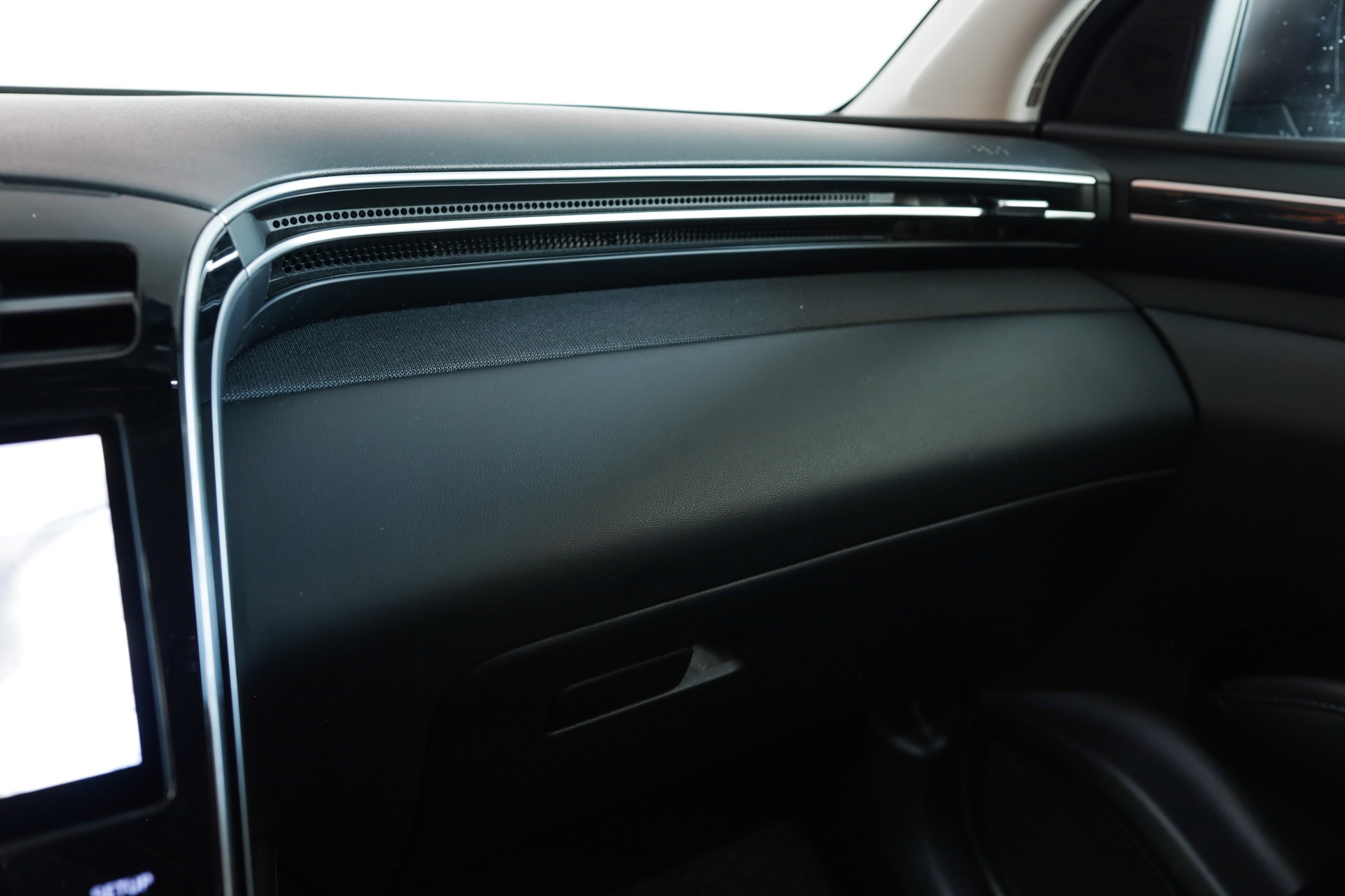 HYUNDAI Tucson 1.6 TGDI PHEV Vertex 4WD Skyroof-image-18