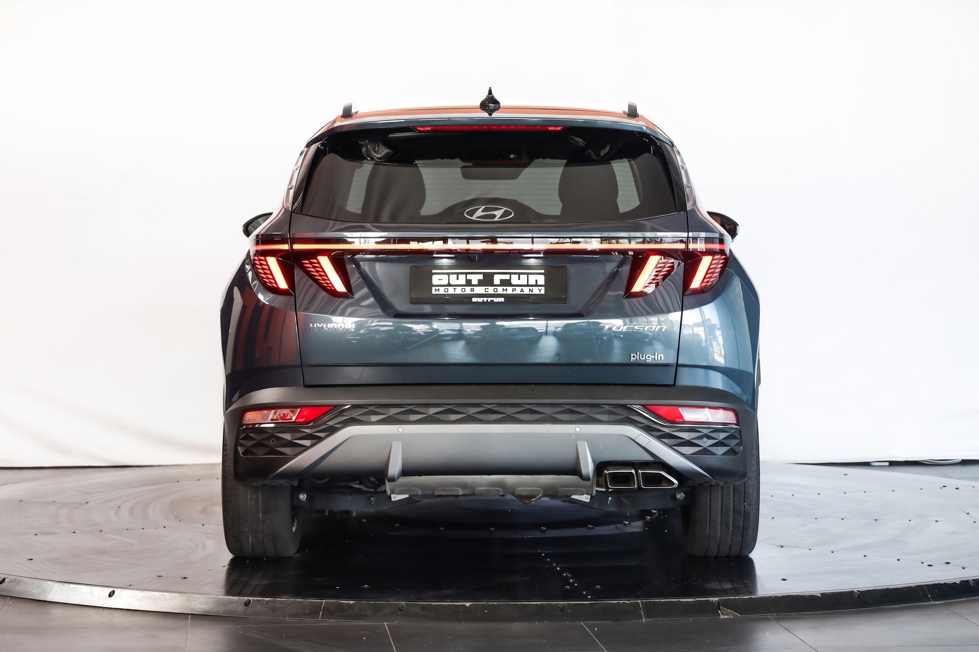 HYUNDAI Tucson 1.6 TGDI PHEV Vertex 4WD Skyroof-image-2