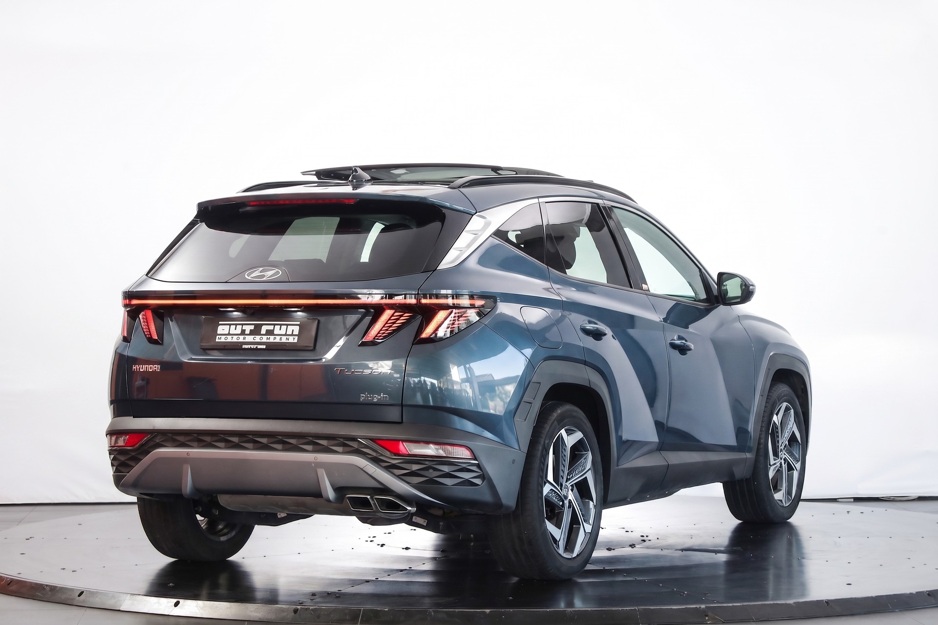 HYUNDAI Tucson 1.6 TGDI PHEV Vertex 4WD Skyroof-image-3