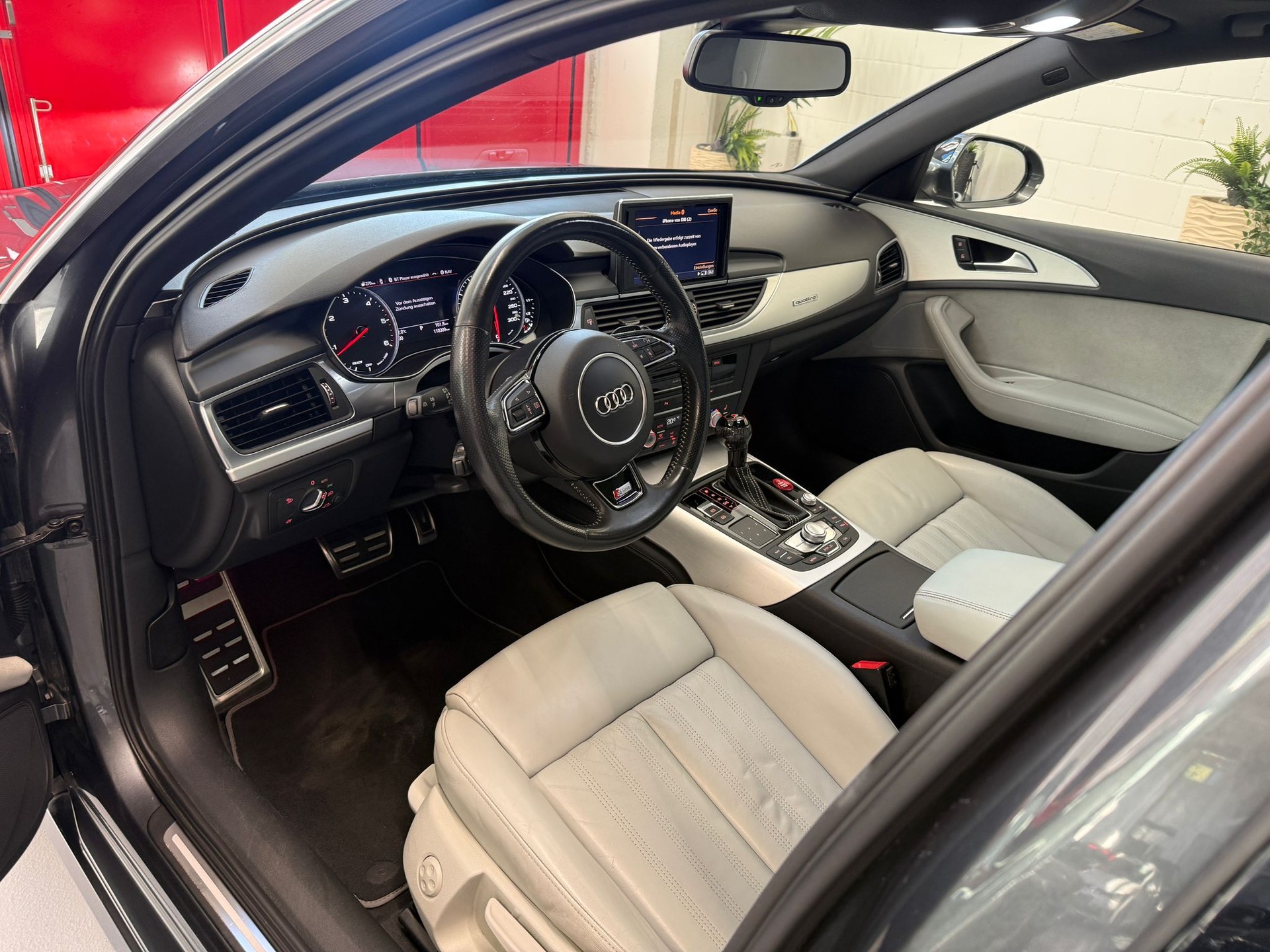 AUDI A6 Avant 3.0 TDI V6 quattro S-tronic-image-11