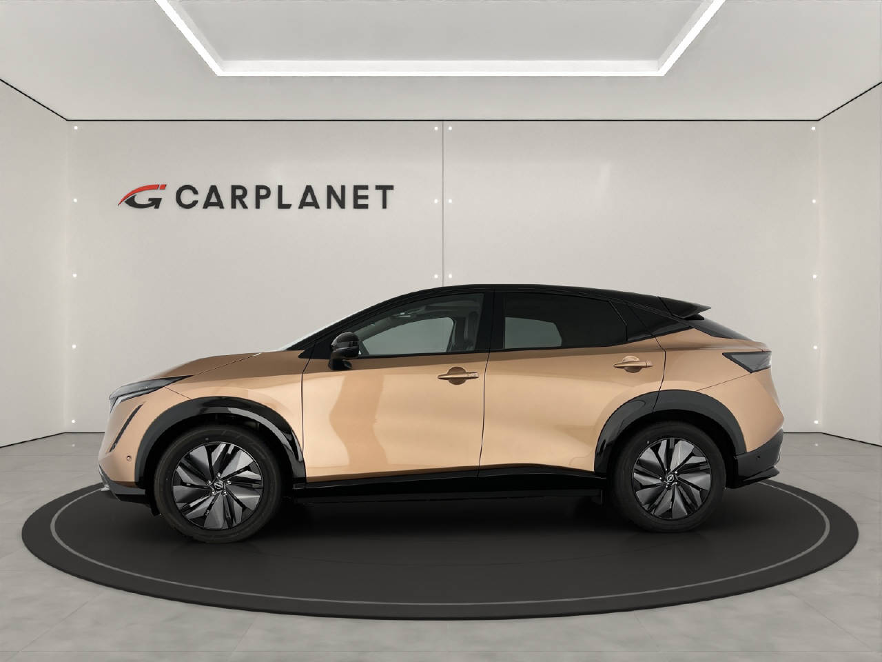 NISSAN Ariya Evolve e-4orce-showroom-element-1