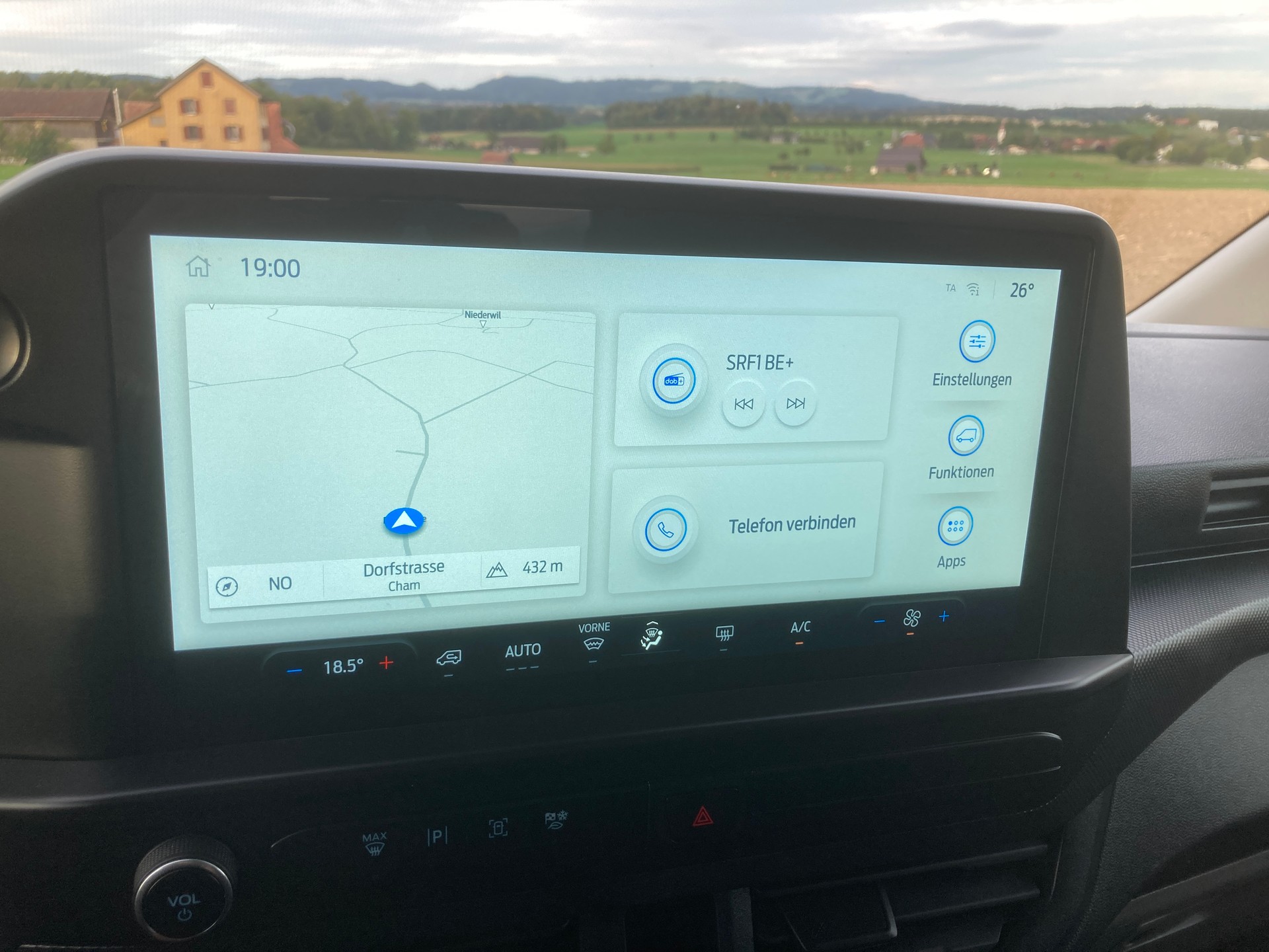 FORD Transit Custom Combi 320 L2H1 Trend Automat mit Anhängerkupplung-image-12
