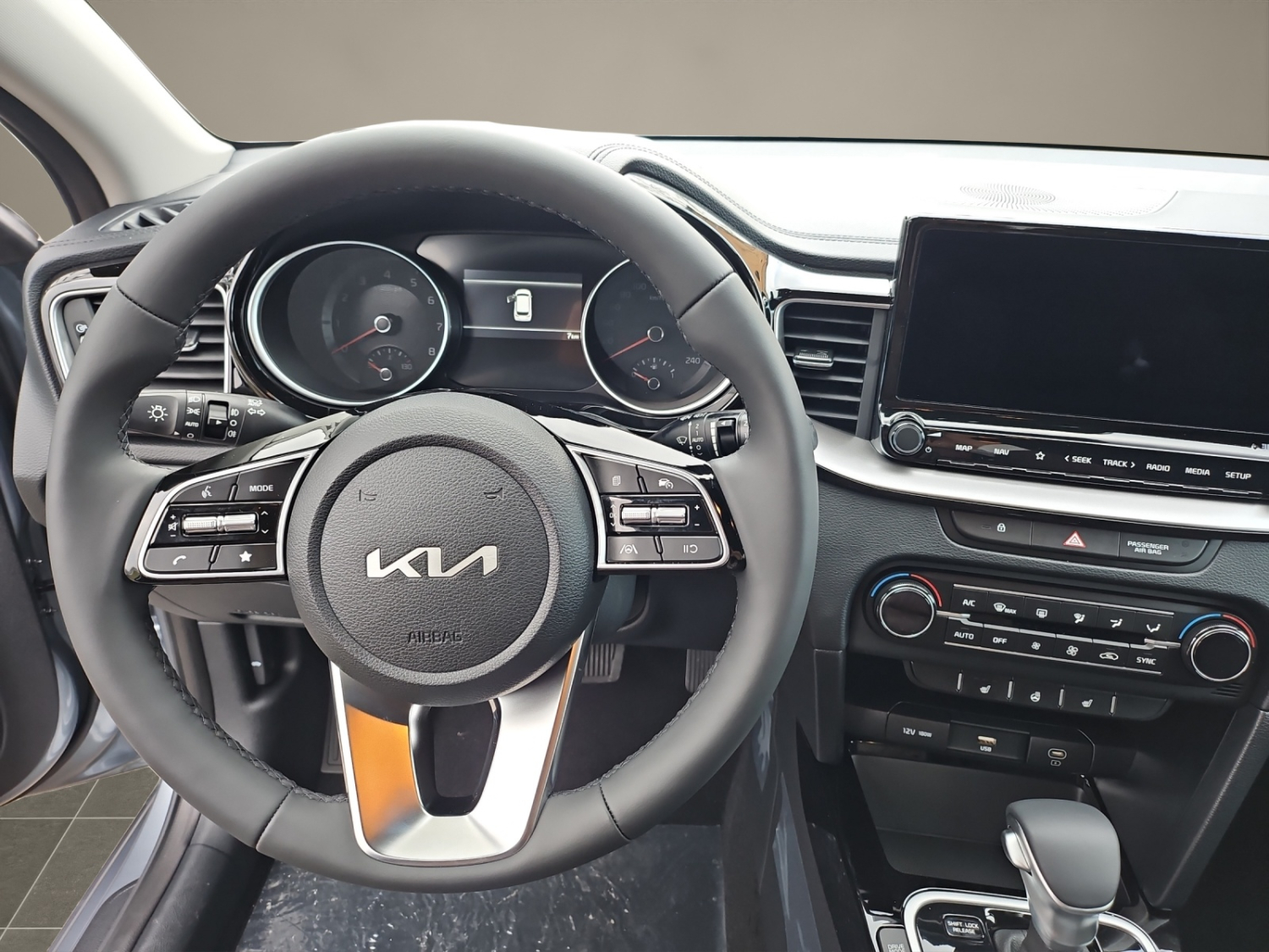 KIA Ceed SW 1.5 T-GDi MHEV Power-image-10