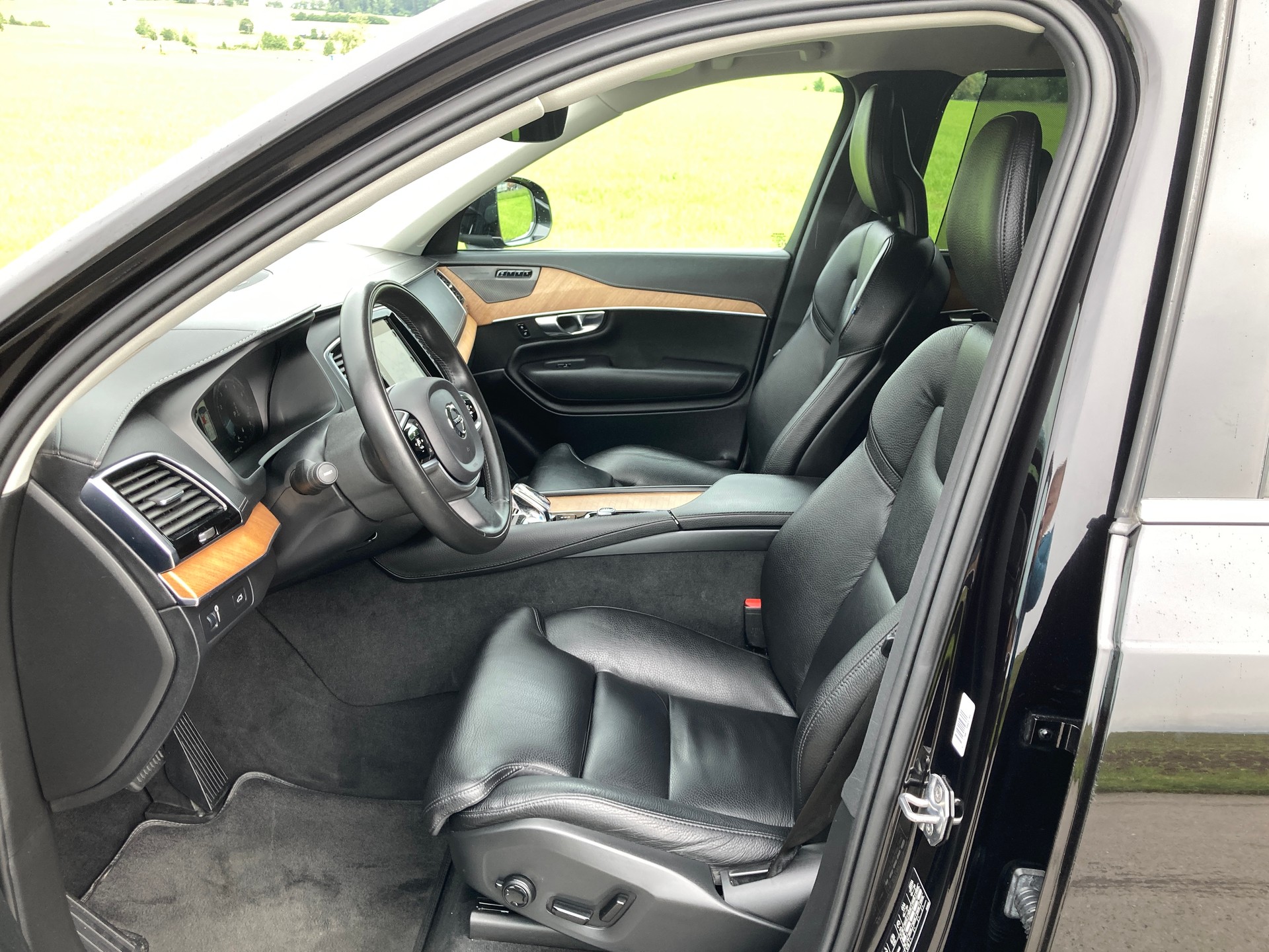 VOLVO XC90 B5 Benzin Mild Hybrid AWD Inscription Geartronic-image-8