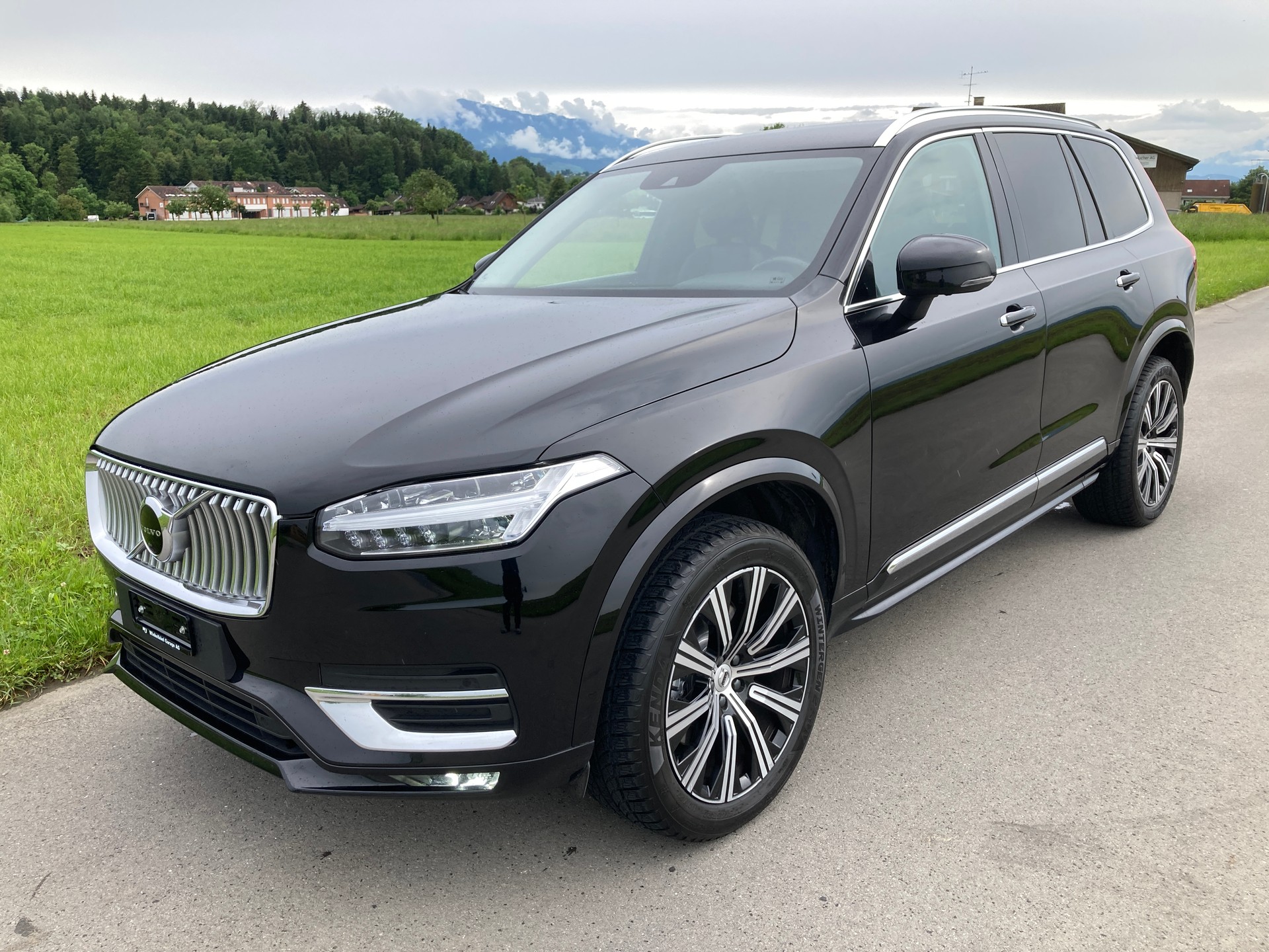 VOLVO XC90 B5 Benzin Mild Hybrid AWD Inscription Geartronic-image-0