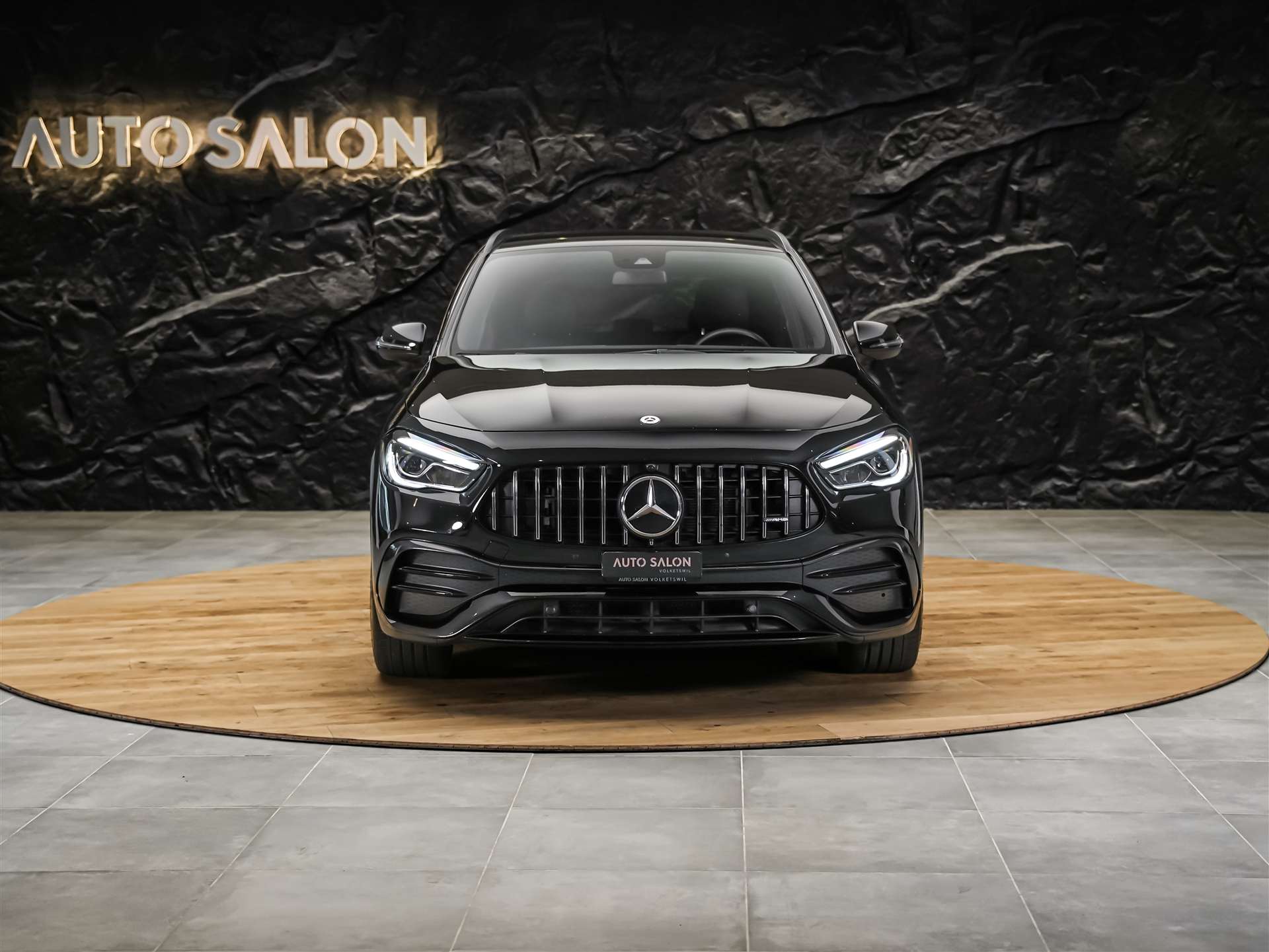 MERCEDES-BENZ GLA 35 AMG 4Matic 8G-Speedshift DCT *ALL BLACK*AHK*Ambientebeleuchtung*-image-6