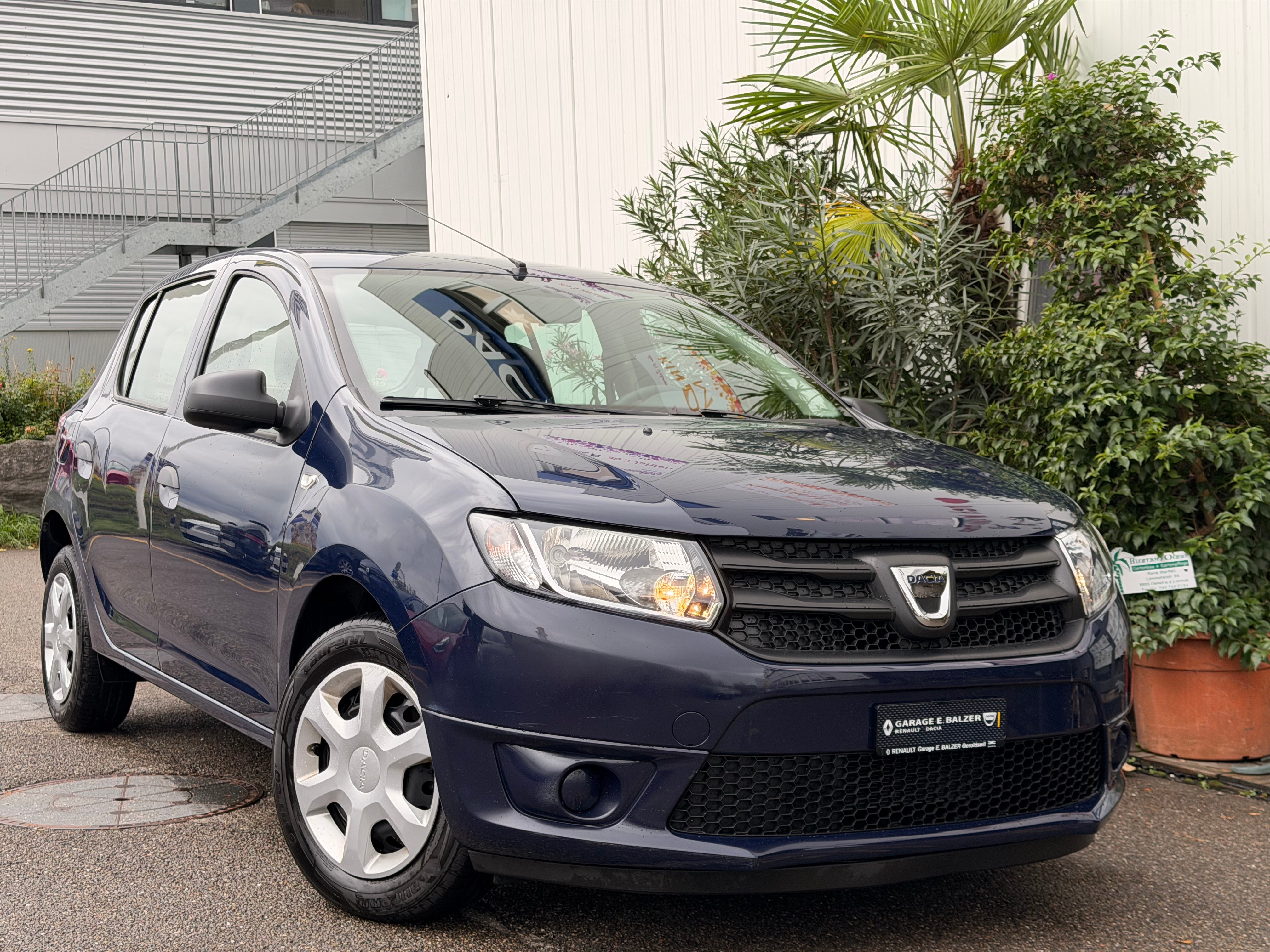 Car photo