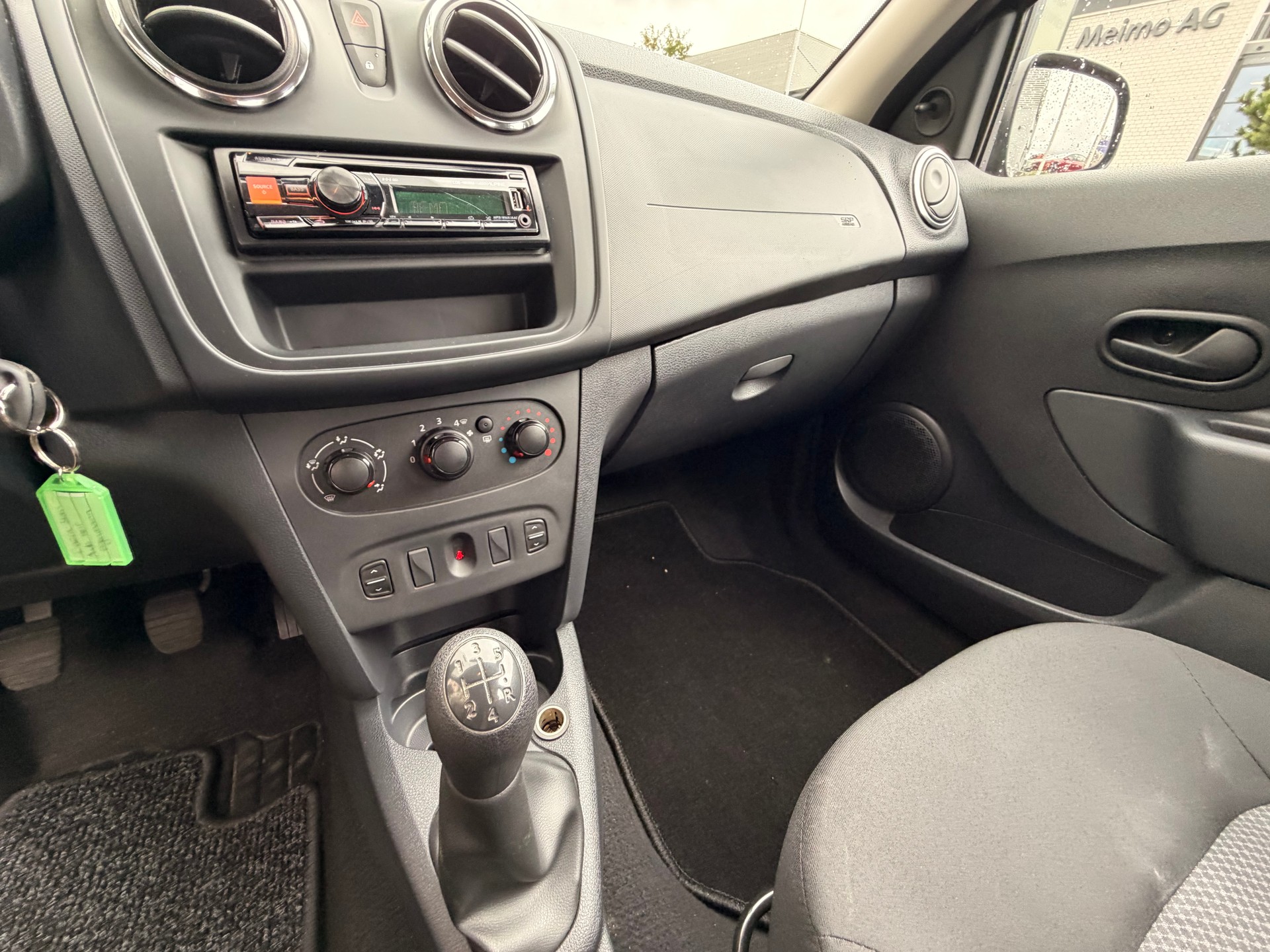 DACIA Sandero 1.2 Ambiance-image-9
