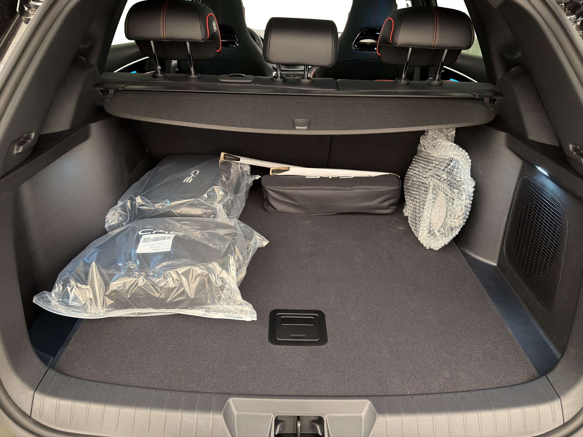 BYD Seal U DM-i Design AWD-image-12
