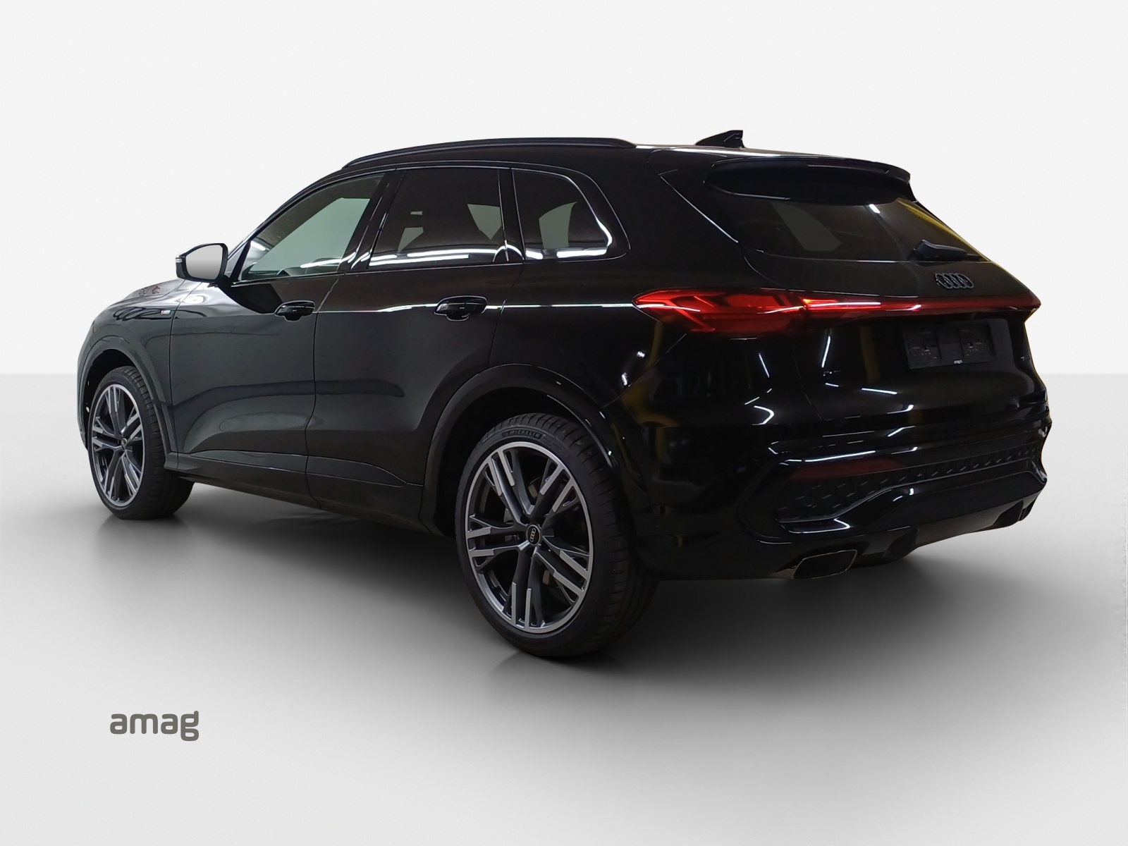 AUDI Q5 TFSI quatto 200 kW S-tronic-image-2