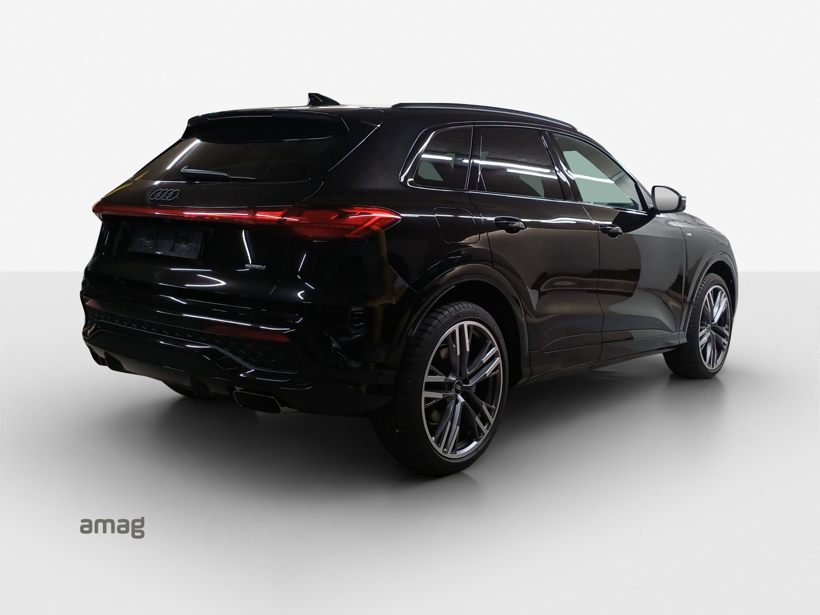 AUDI Q5 TFSI quatto 200 kW S-tronic-image-4