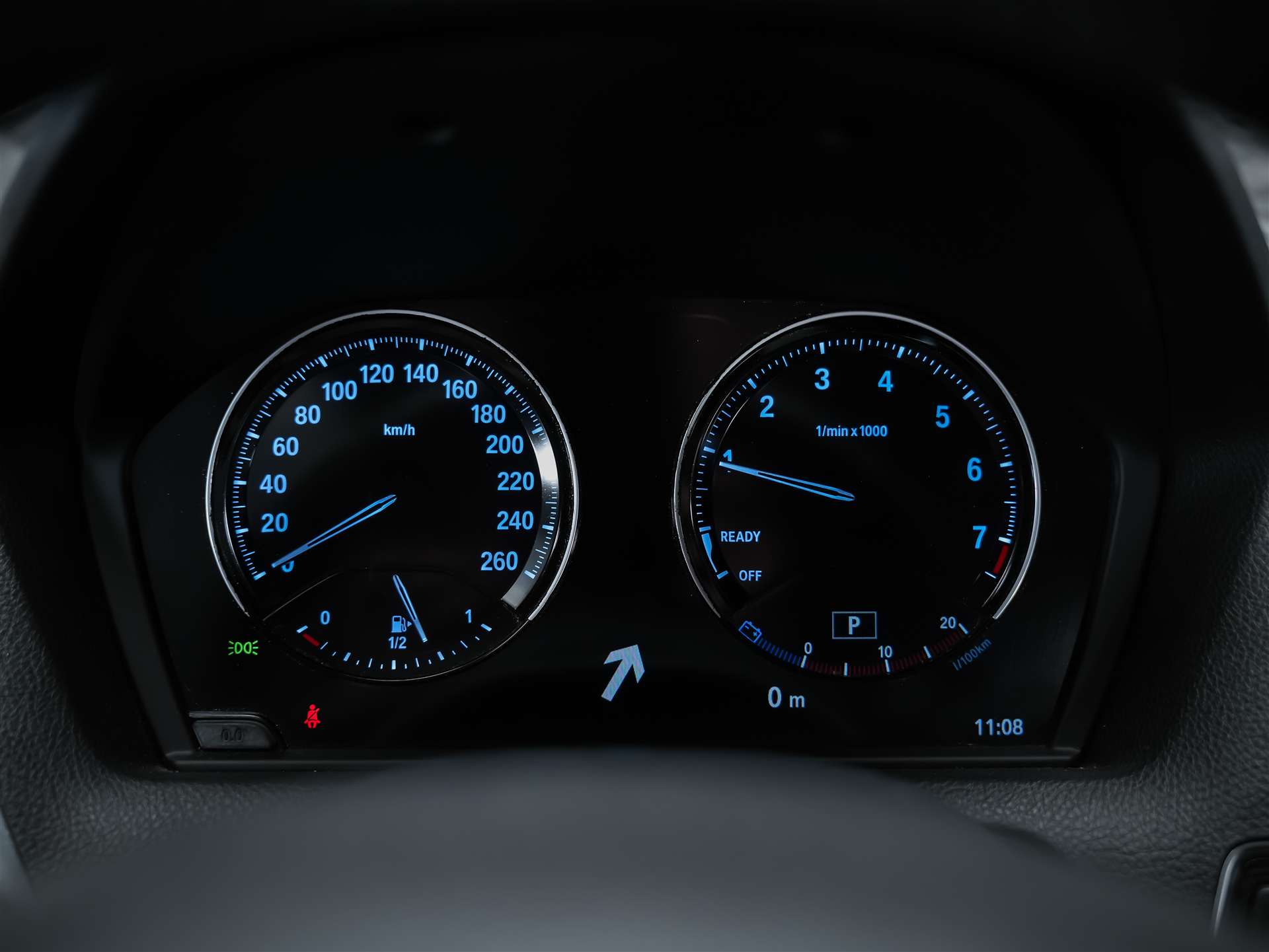 BMW 118i Steptronic *CH-Fahrzeug*Abstandsregler*Kamera*-image-27