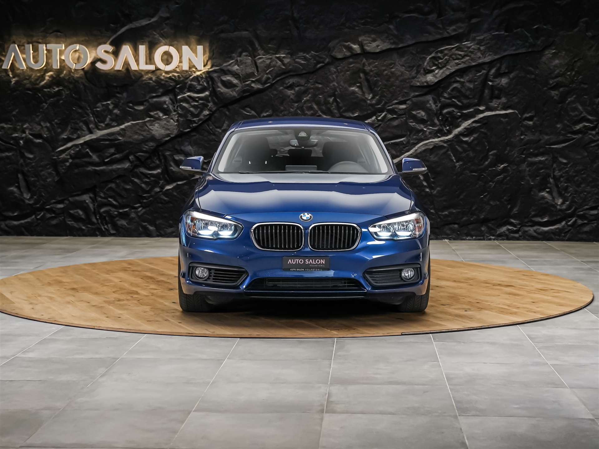 BMW 118i Steptronic *CH-Fahrzeug*Abstandsregler*Kamera*-image-7