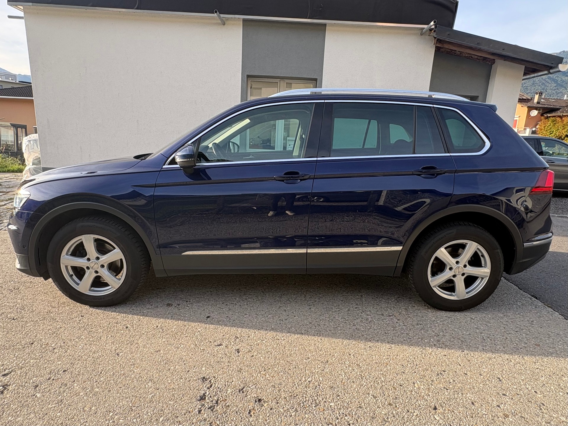 VW Tiguan 2.0 TDI SCR Highline4Motion DSG-image-4