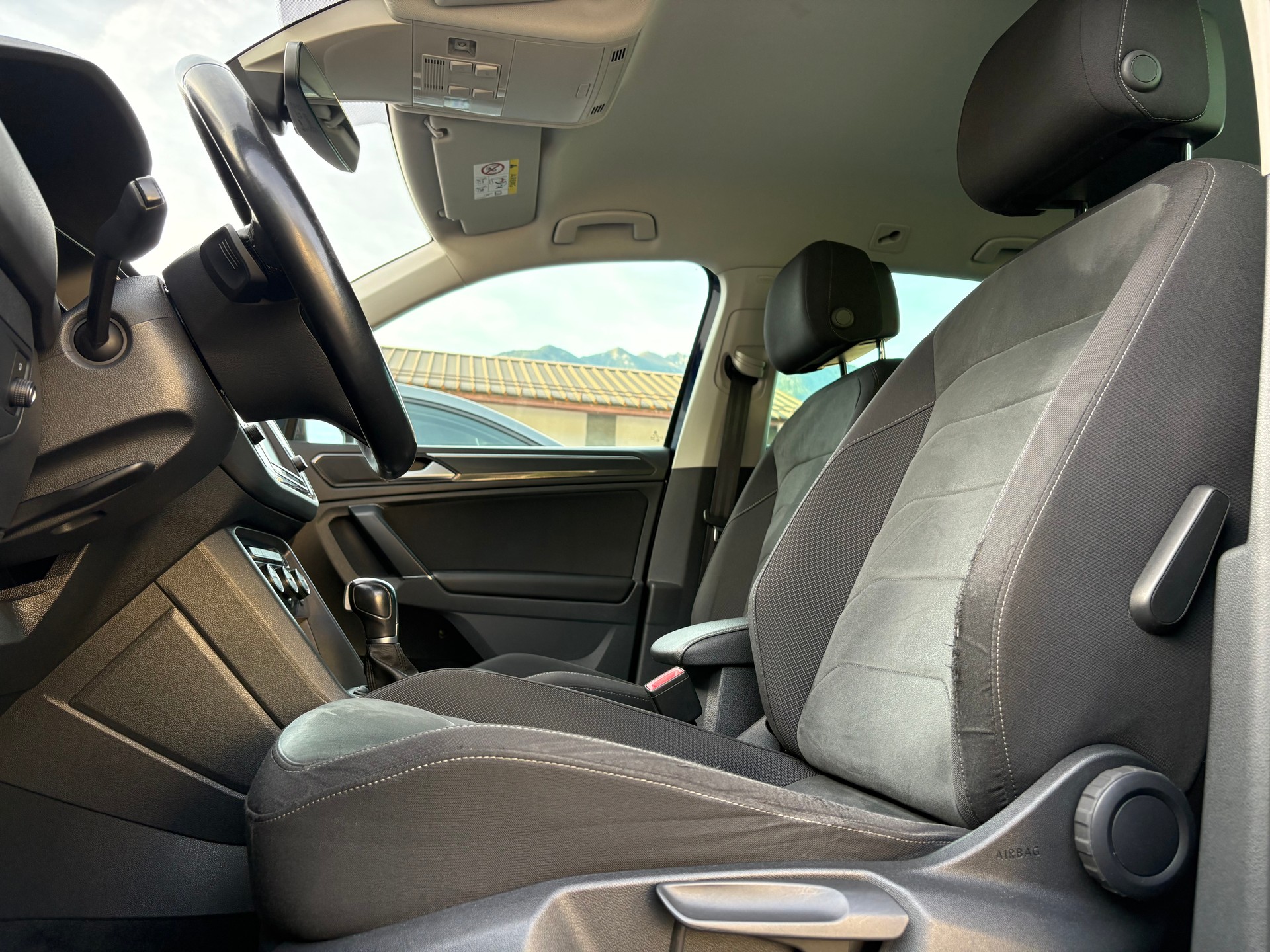 VW Tiguan 2.0 TDI SCR Highline4Motion DSG-image-9