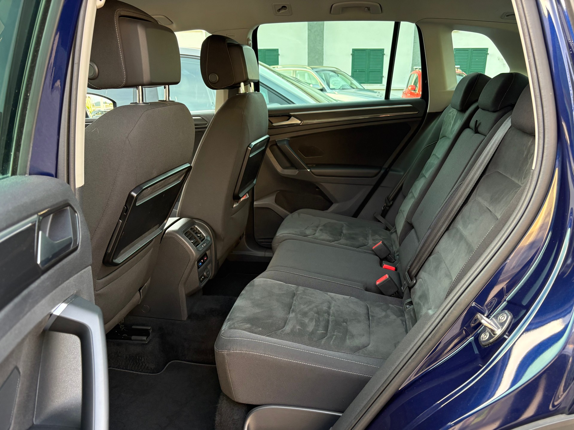 VW Tiguan 2.0 TDI SCR Highline4Motion DSG-image-13