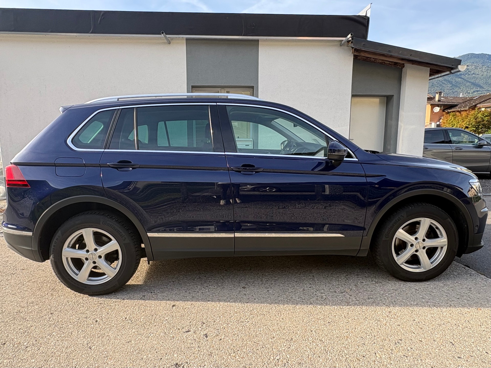 VW Tiguan 2.0 TDI SCR Highline4Motion DSG-image-5