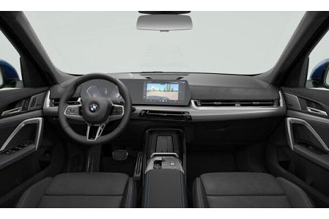 BMW X1 U11 23d xDrive paddles-showroom-element-3